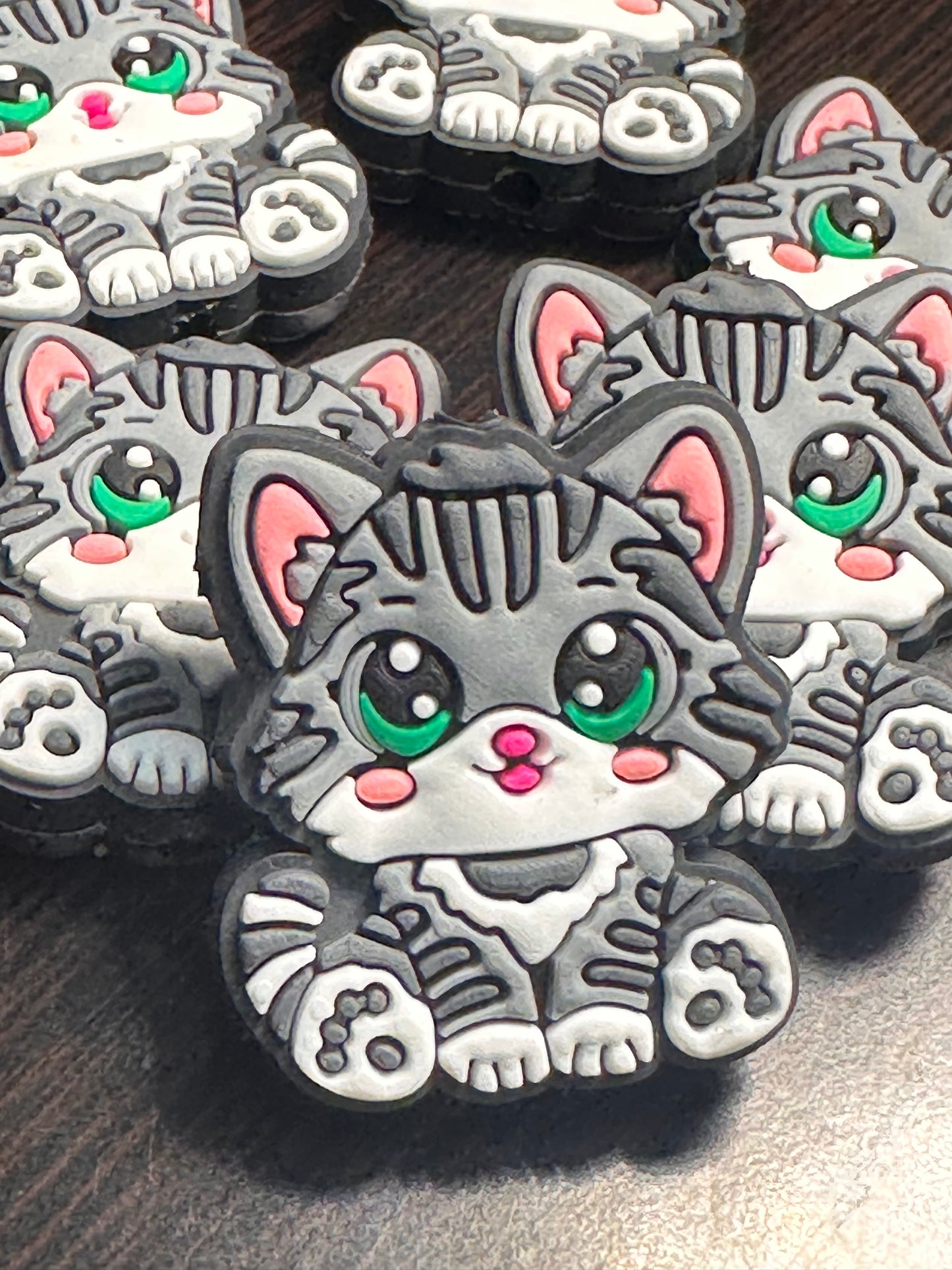 Grey Tabby cat focal bead/ beadable pen/ Silicone bead/ animal/ keychain bead/ kitty/
