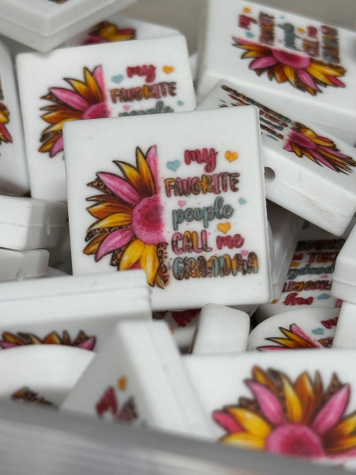 Grandma Focal Bead/ beadable pen/ Silicone bead/keychain bead/ circle shaped/ Mothers Day/ Grandmother