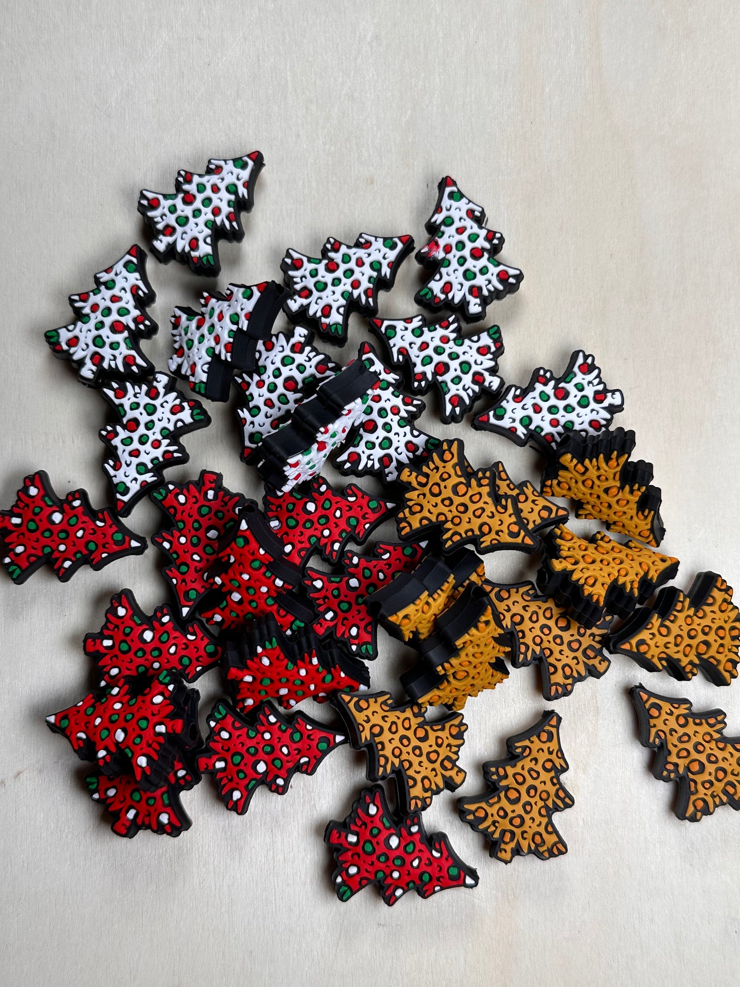 Christmas Tree Focal Bead/ beadable pen/ Silicone bead/ keychain bead/leopard/
