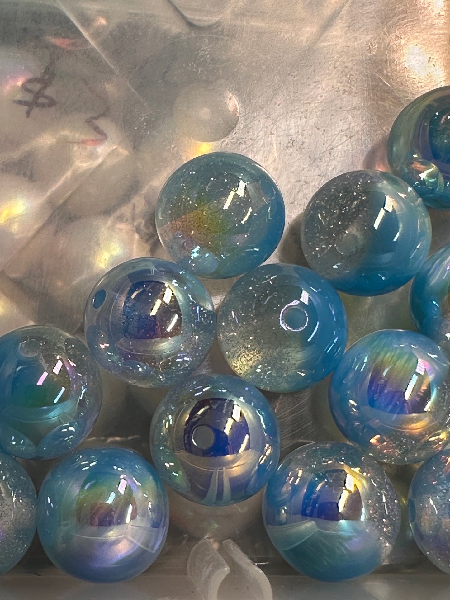 Ten (10) blue clear and green mixed beads with glitter sparkle inside/ sparkle beads/ 16mm/pen beading beads/ bling beads/ keychain beads/ DIY