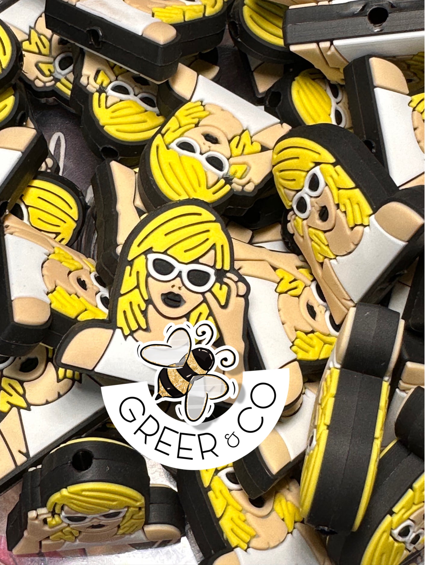 Taylor Swift focal bead / sunglasses