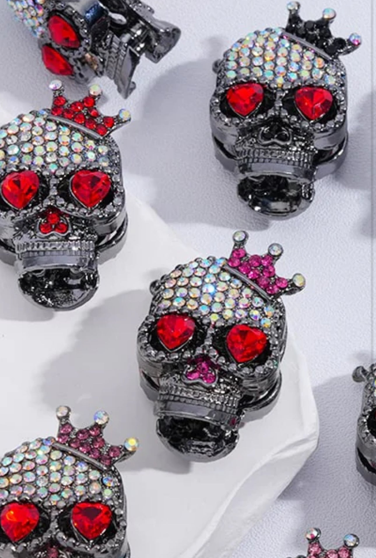 Fancy handmade skull with crown rhinestone beads/fancy Beads/ beadable pen/ keychain bead/ /29mm x 19mm
