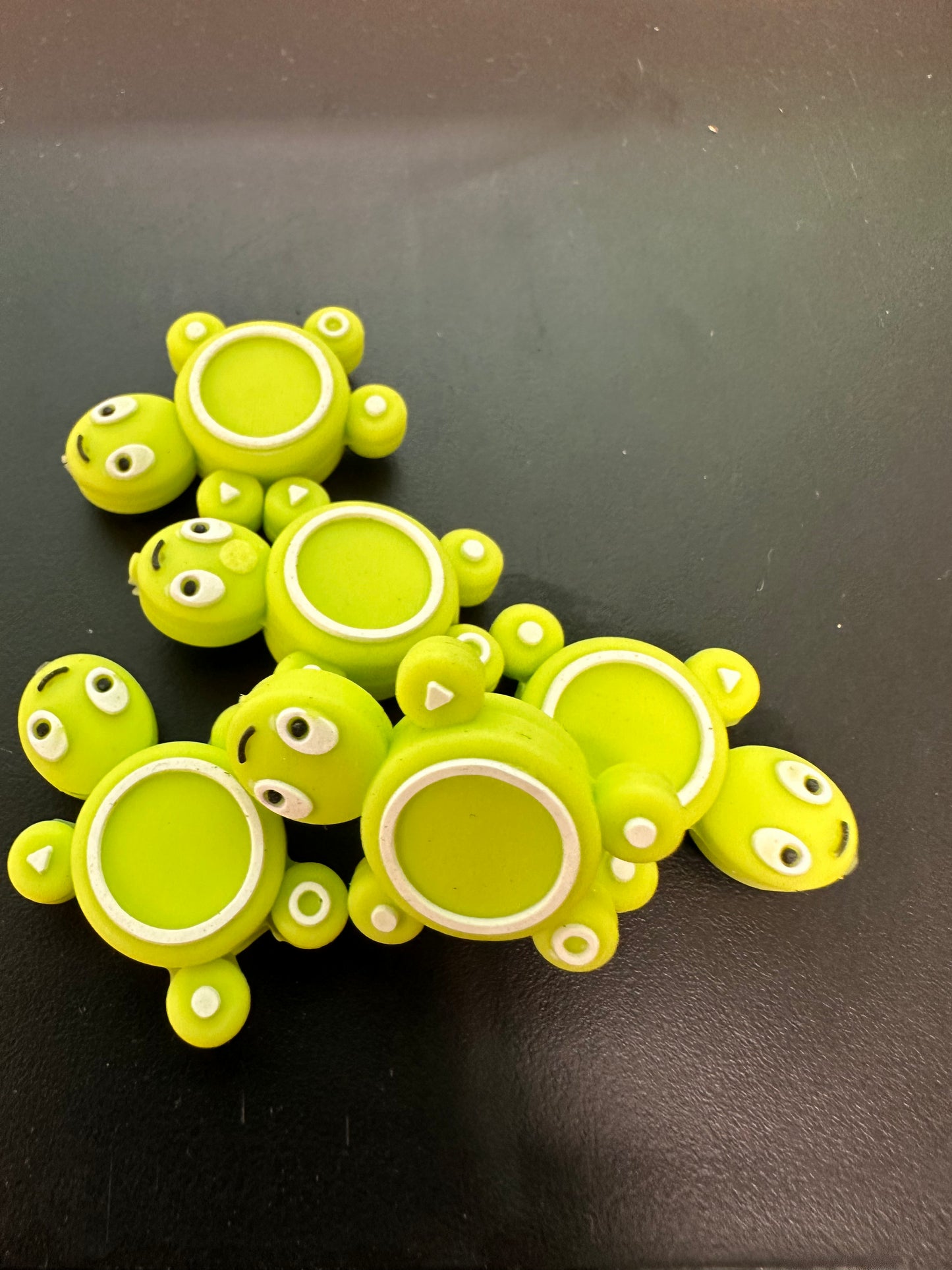Green Turtle Focal Bead/ beadable pen/ Silicone bead/ keychain bead/turtle/