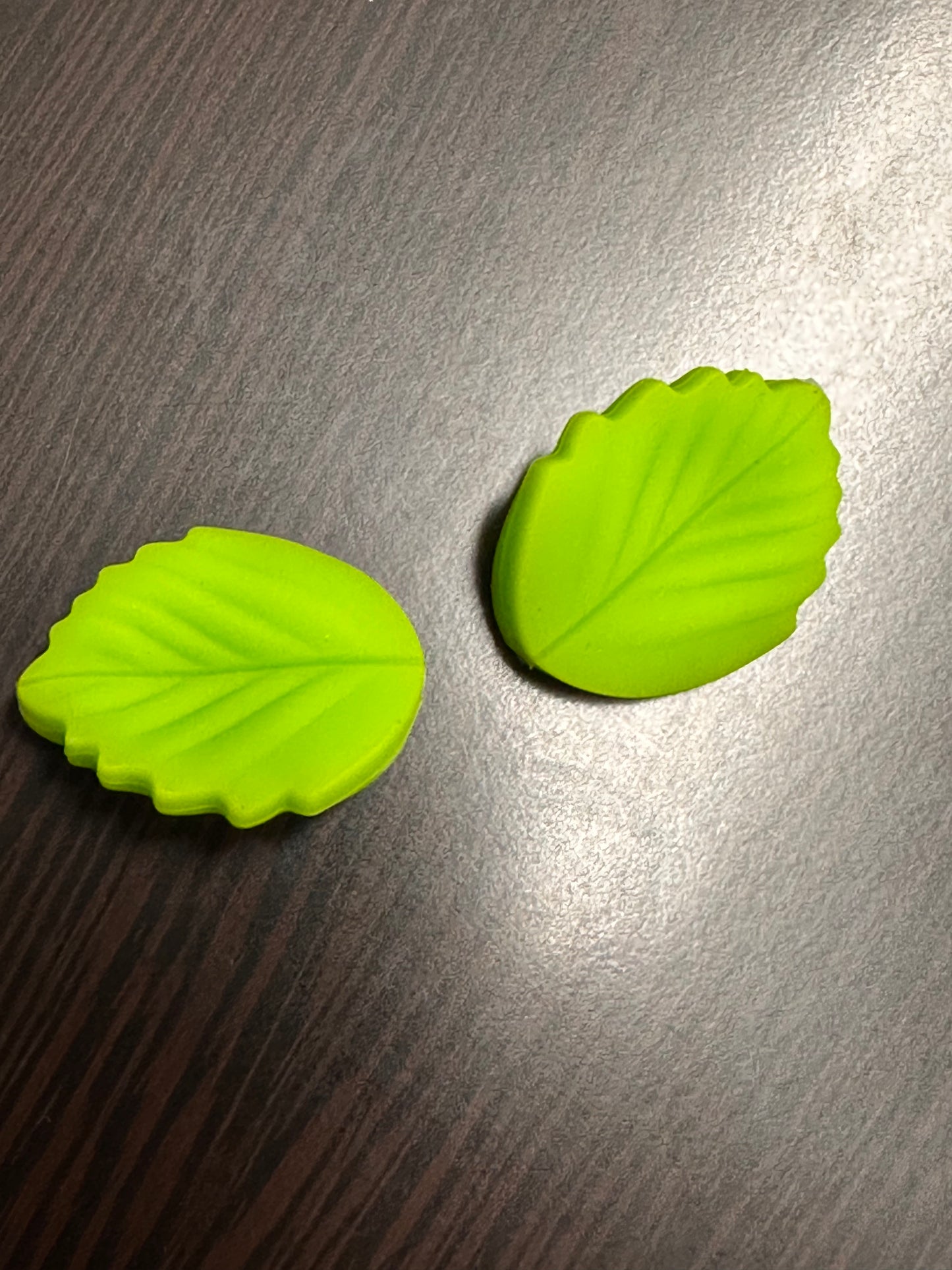 Two (2) Flower Leafs/ leaf/Focal Bead/ beadable pen/ Silicone bead/ keychain beads/ green leaf/ 2 pieces included