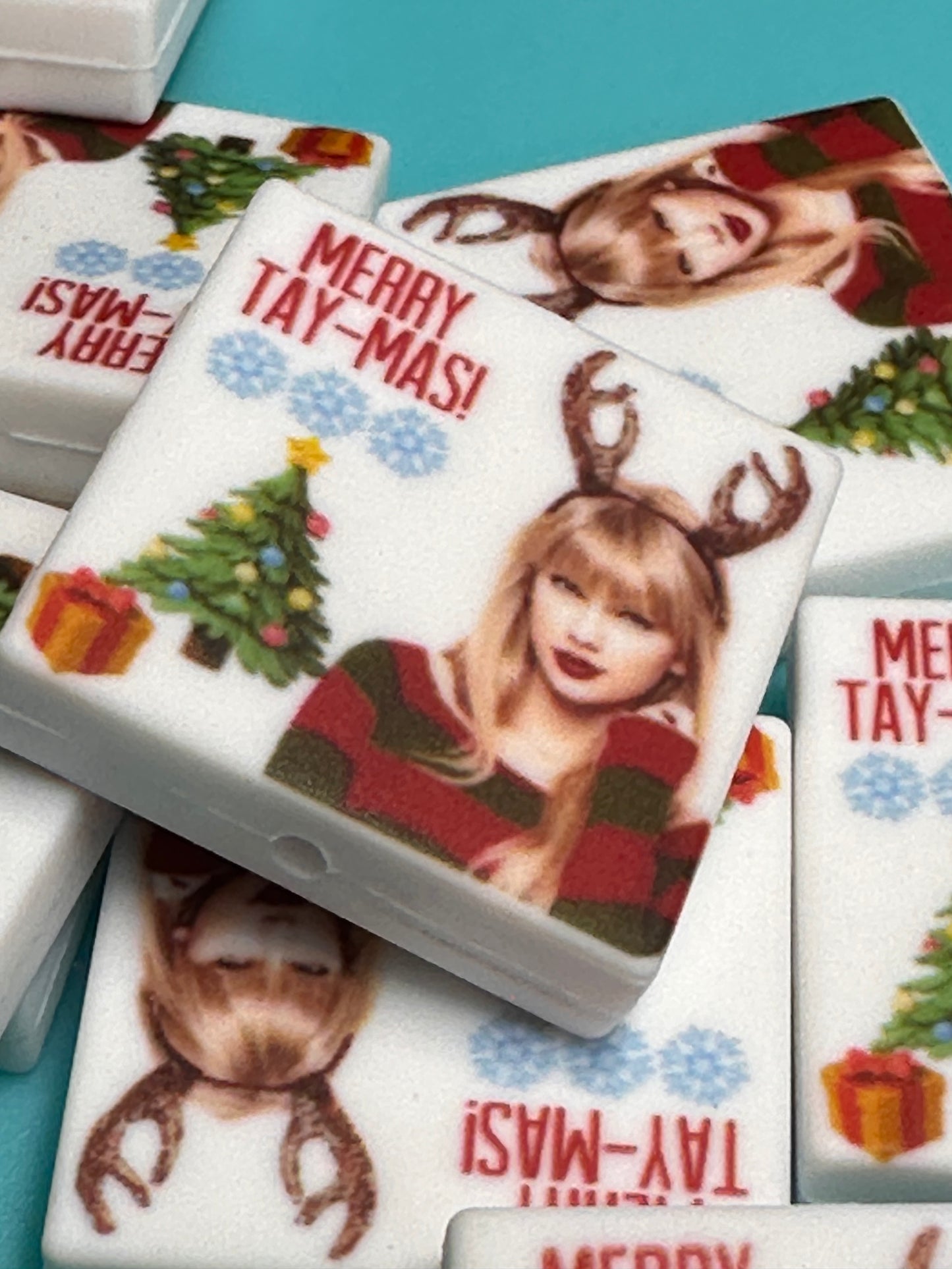 Christmas Taylor Swift focal bead design #3