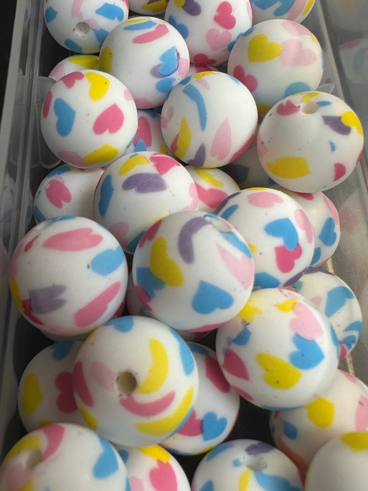 Heart printed beads /15 mm round shaped/beadable pen/ keychain bead/10 beads included/ silicone Valentine Day/