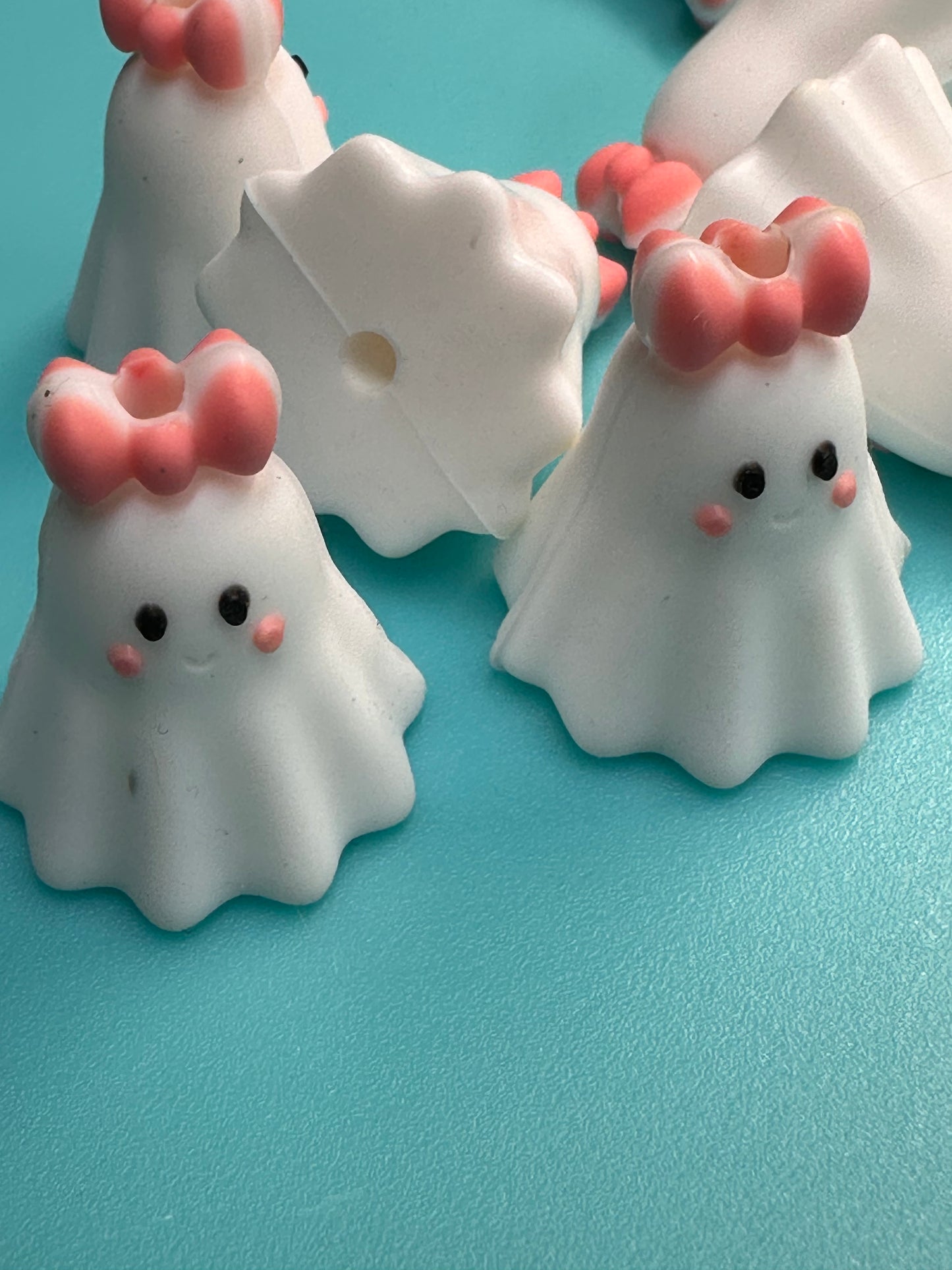 3D cute pink bow ghost silicone focal bead/ friendly ghost/ Halloween