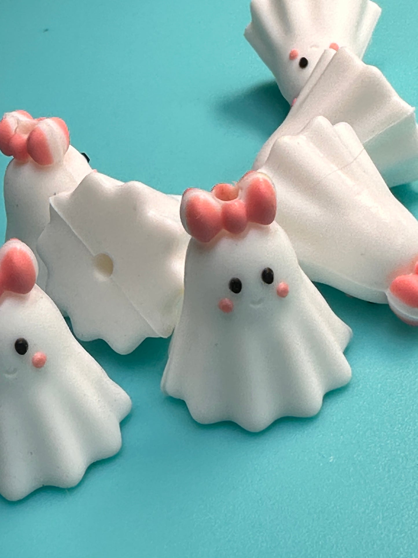 3D cute pink bow ghost silicone focal bead/ friendly ghost/ Halloween