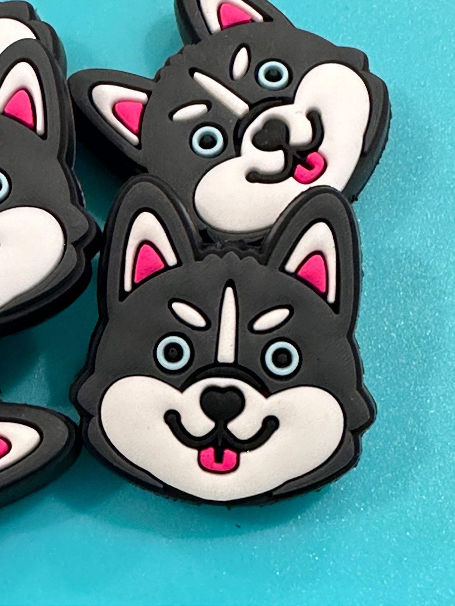 Blue eyed Dog focal bead/beadable pen/ Silicone bead/ keychain bead/ pet / husky dog