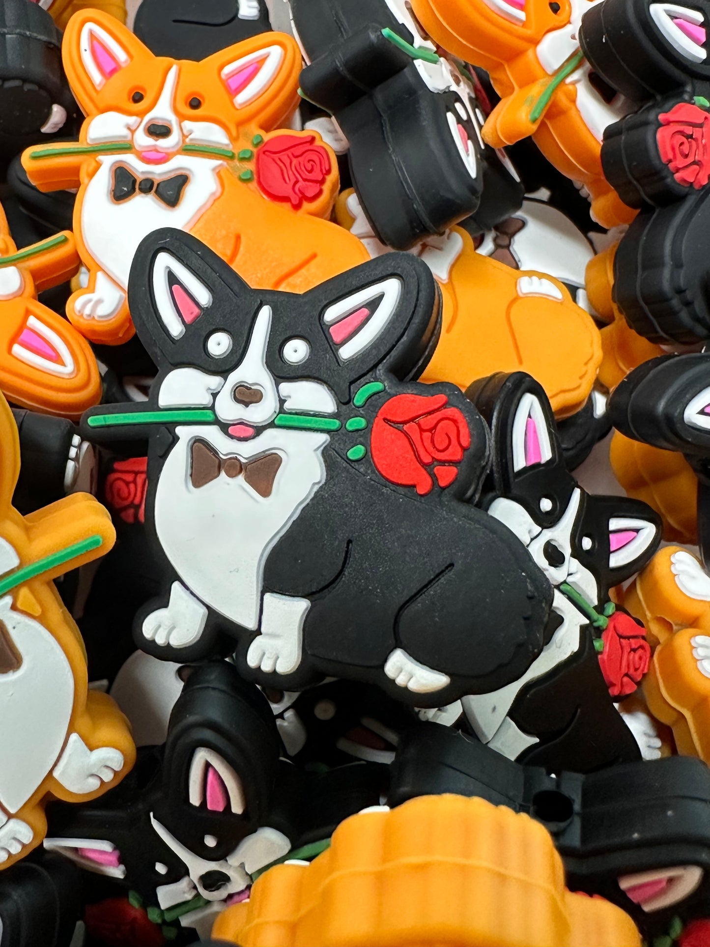 Corgi dog Focal Bead/ beadable pen/ Silicone bead/ animal/ keychain bead/ black puppy