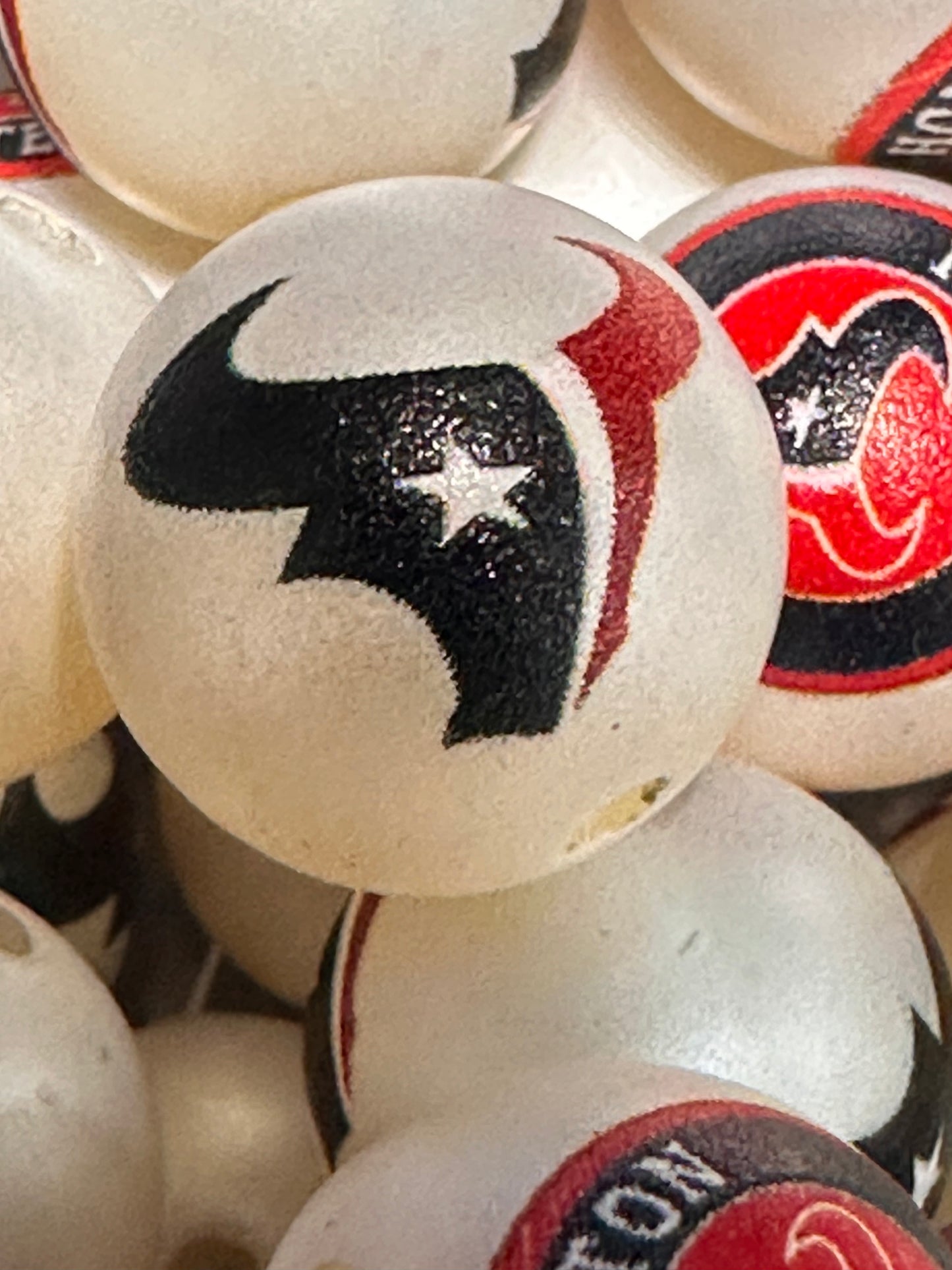 Acrylic Houston Texans football on satin white beads/ sports team bead/ beadable pen/ keychain bead/16 mm/10 beads included