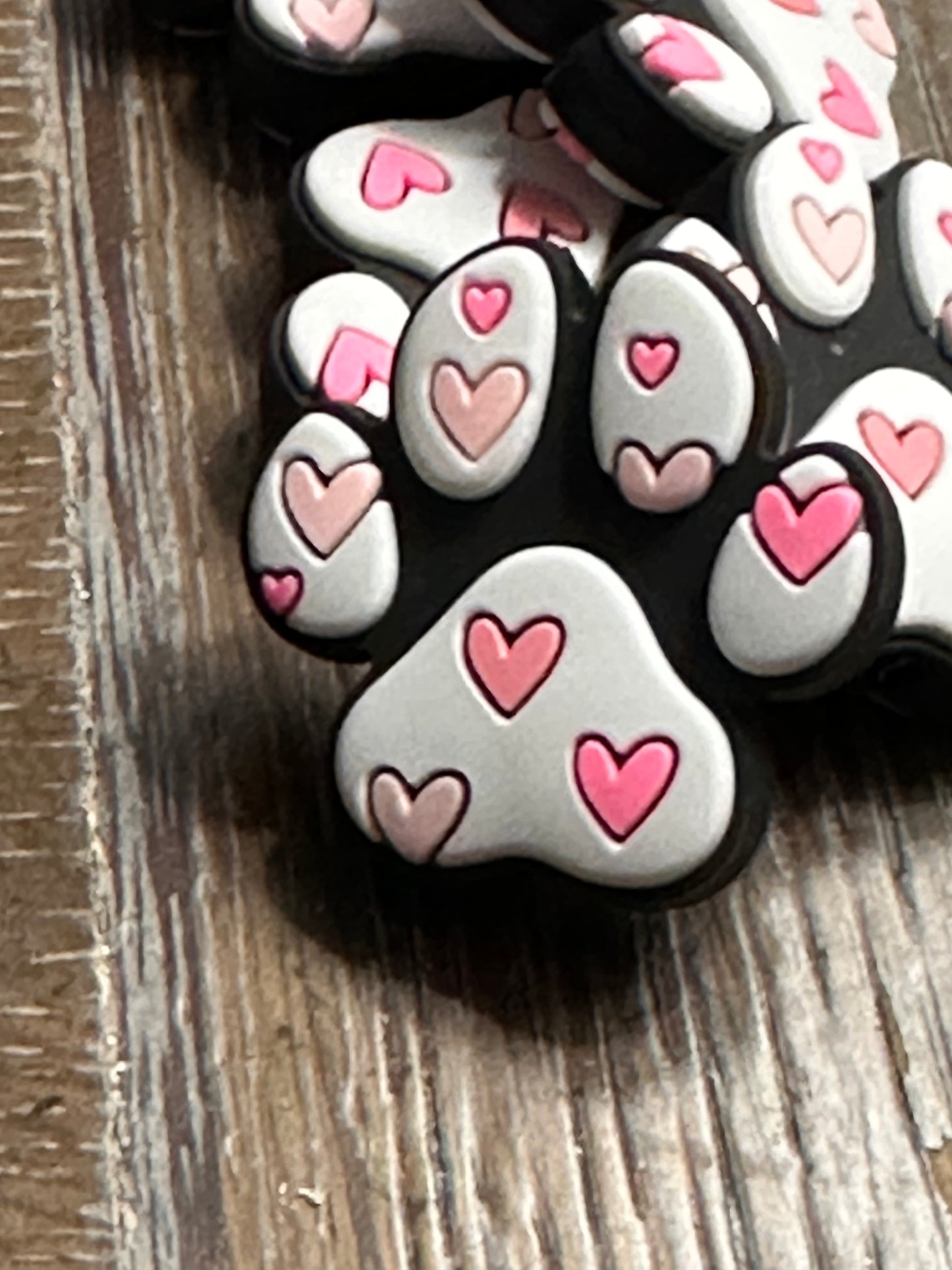 Hearts on Dog paw/ Focal Bead/ beadable pen/ Silicone bead/ keychain bead/ fur baby/ pet/ heart dog/ dog mom