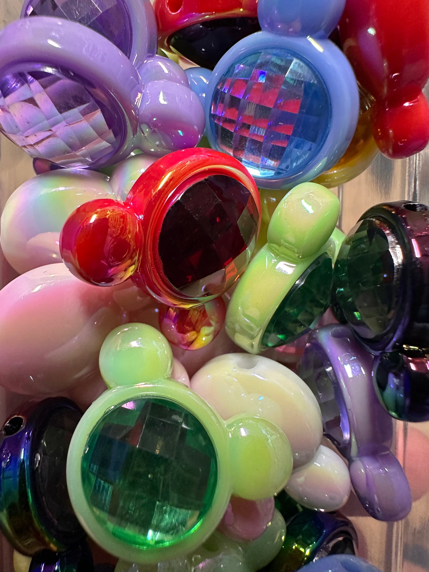 Colorful acrylic ear shaped with rhinestone in middle /Ten (10) beads included/ beadable pen/ keychain bead/ cube bead/