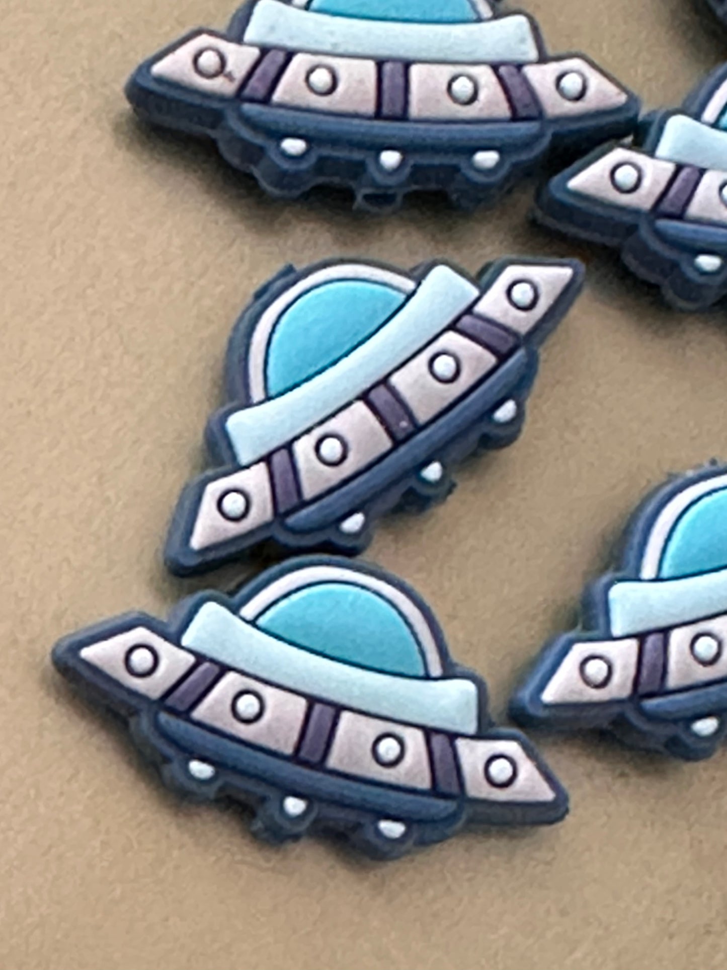 Spaceship Focal Bead/beadable pen/Silicone bead/ keychain bead/ UFO