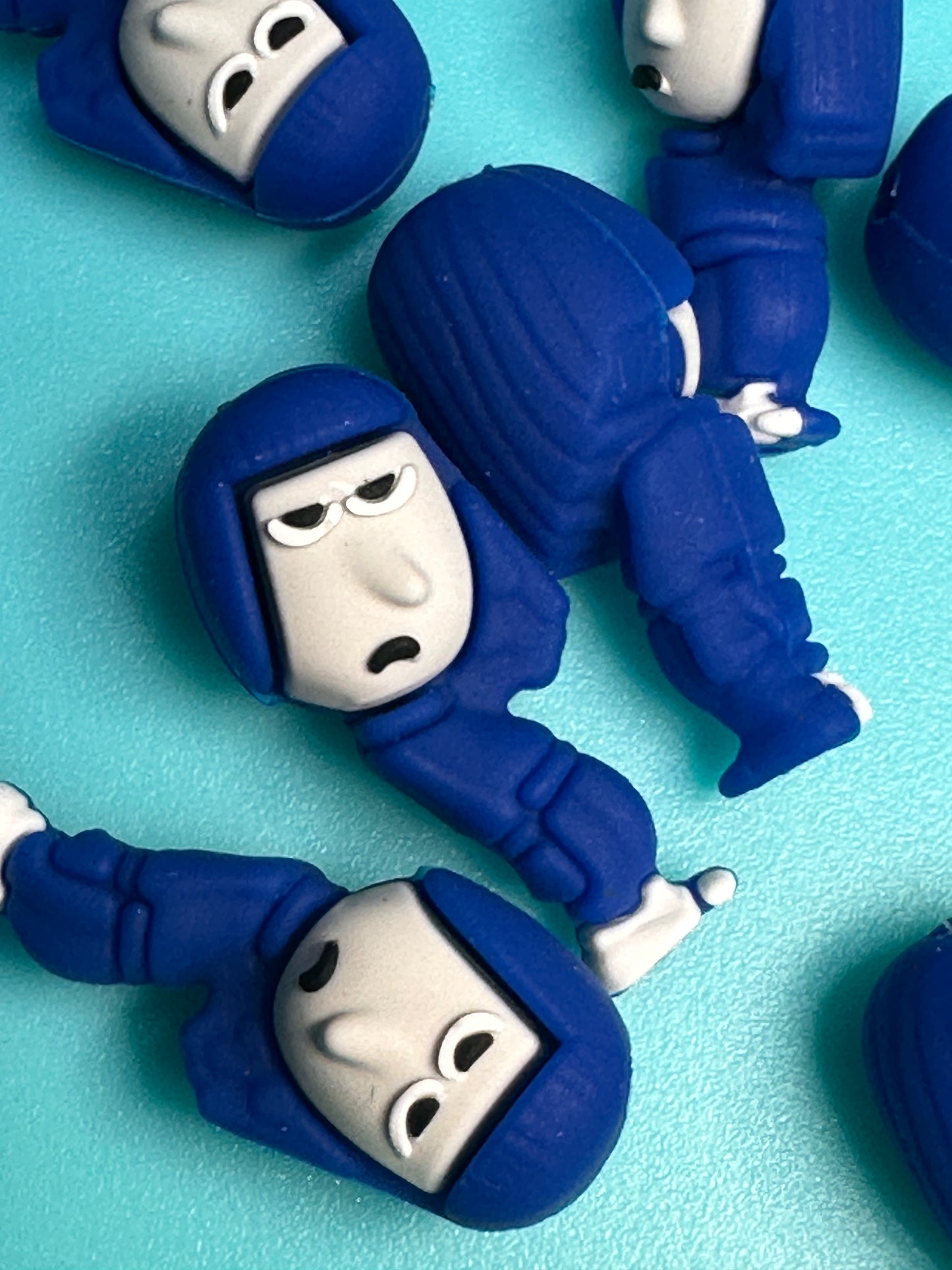 3D silicone focal bead/blue hair girl / IO
