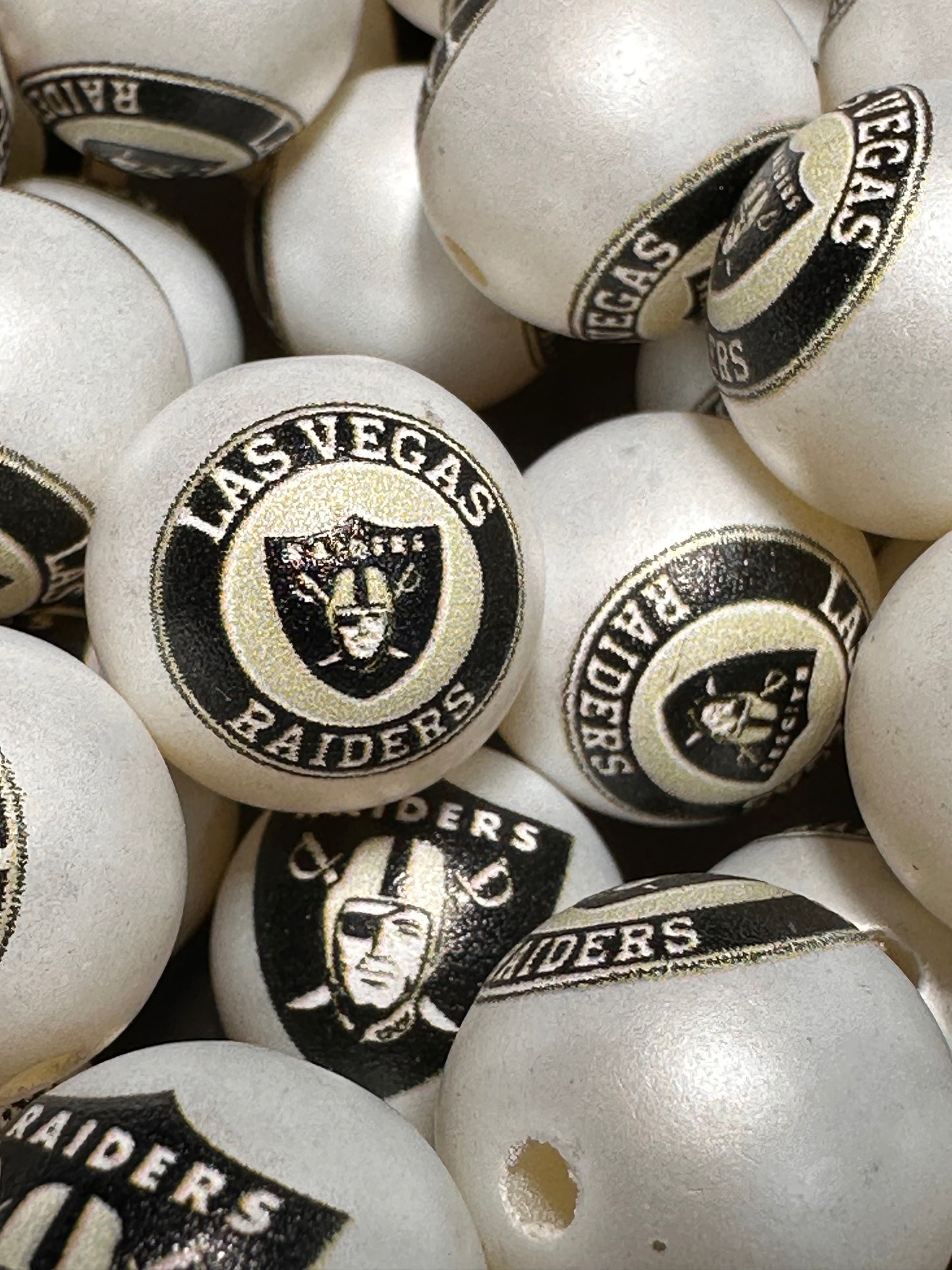Acrylic Las Vegas Raiders football on satin white beads/ sports team bead/ beadable pen/ keychain bead/16 mm/10 beads included/ 2 designs