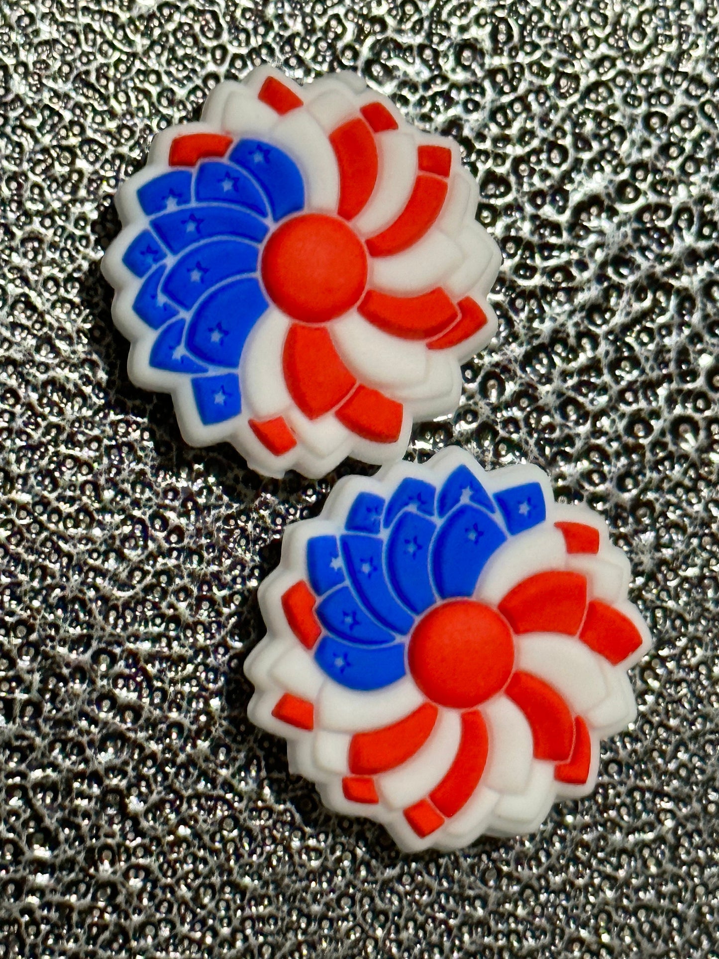 Patriotic flower/ Focal Bead/ holiday / beadable pen/ Silicone bead/ keychain bead/