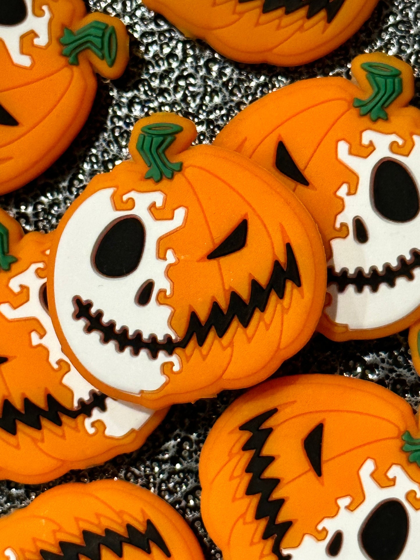 Half pumpkin and half ghost / Focal Bead/ beadable pen/ Silicone bead/ keychain bead/ Halloween/ pumpkin/