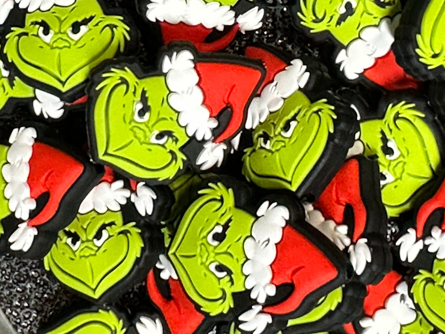 Green guy / Focal Bead/ beadable pen/ Silicone bead/ keychain bead/ pumpkin/ fall / Halloween/light green