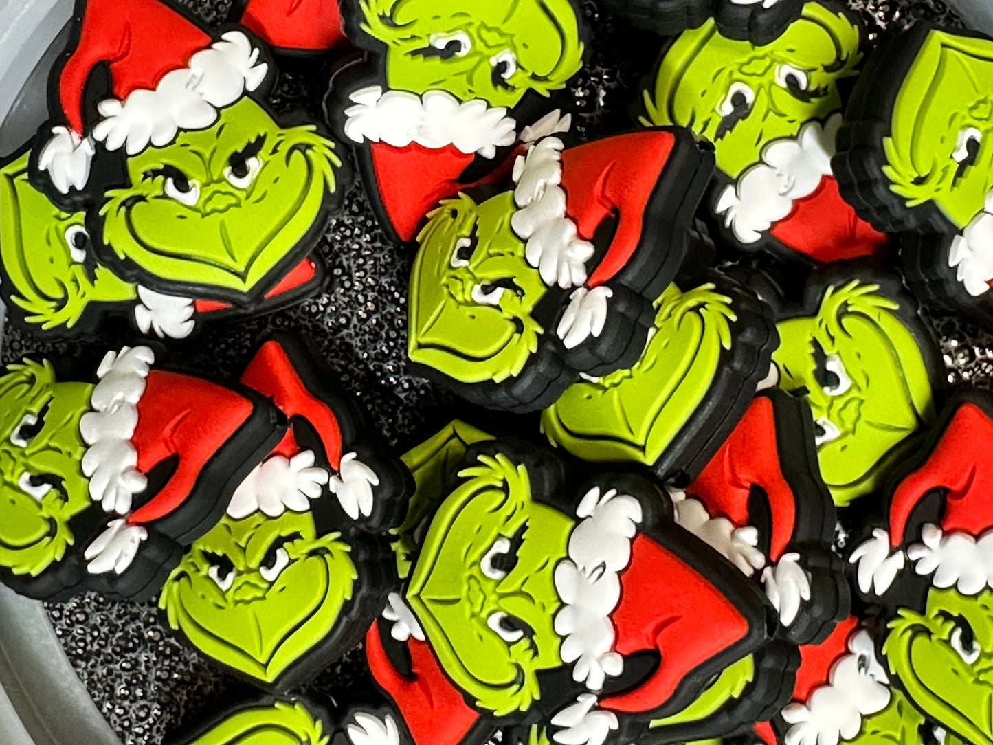 Green guy / Focal Bead/ beadable pen/ Silicone bead/ keychain bead/ pumpkin/ fall / Halloween/light green