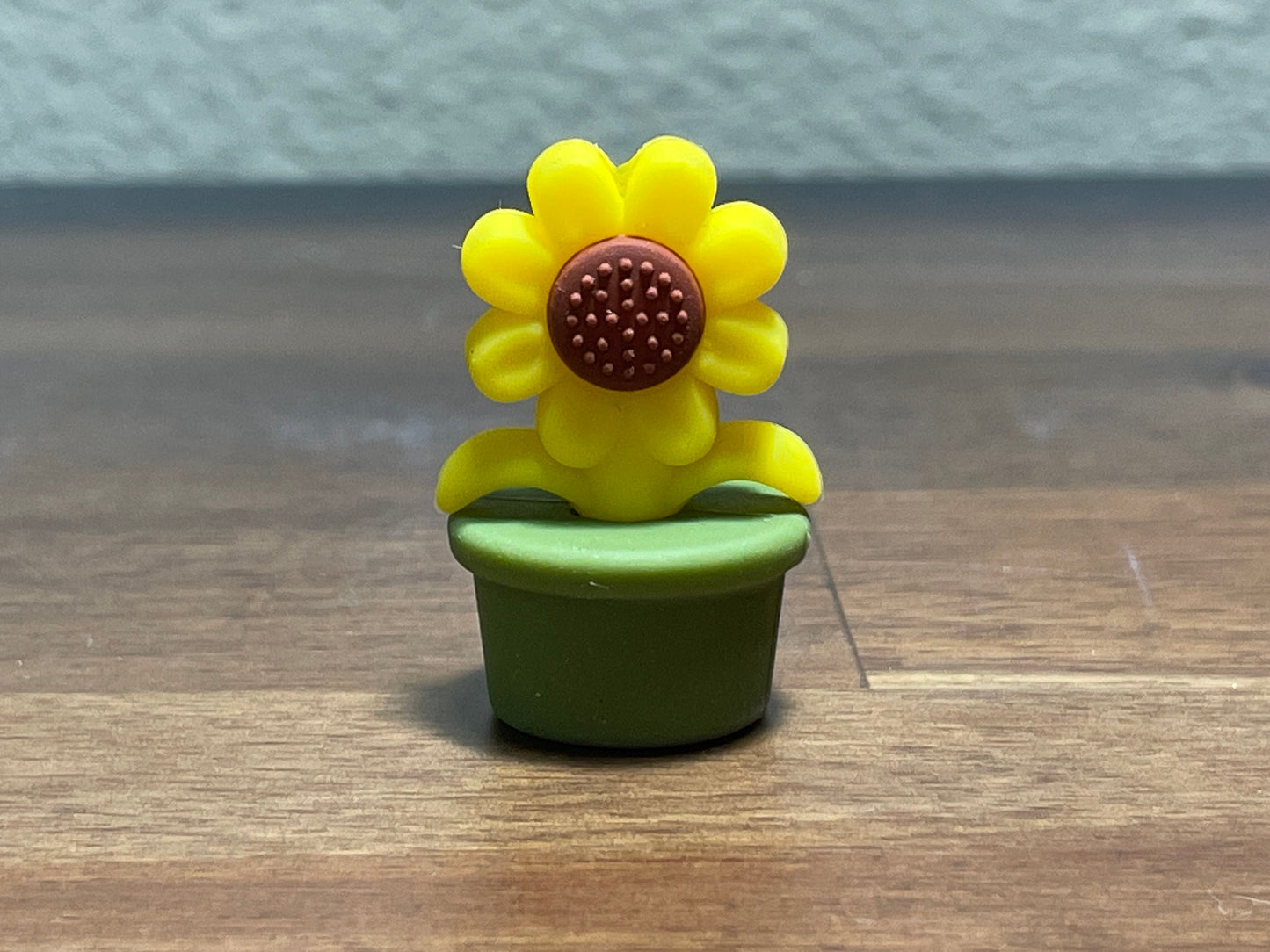 Sunflowers in flower pots/ Focal Bead/ beadable pen/ Silicone bead/ sunflower/ keychain bead/