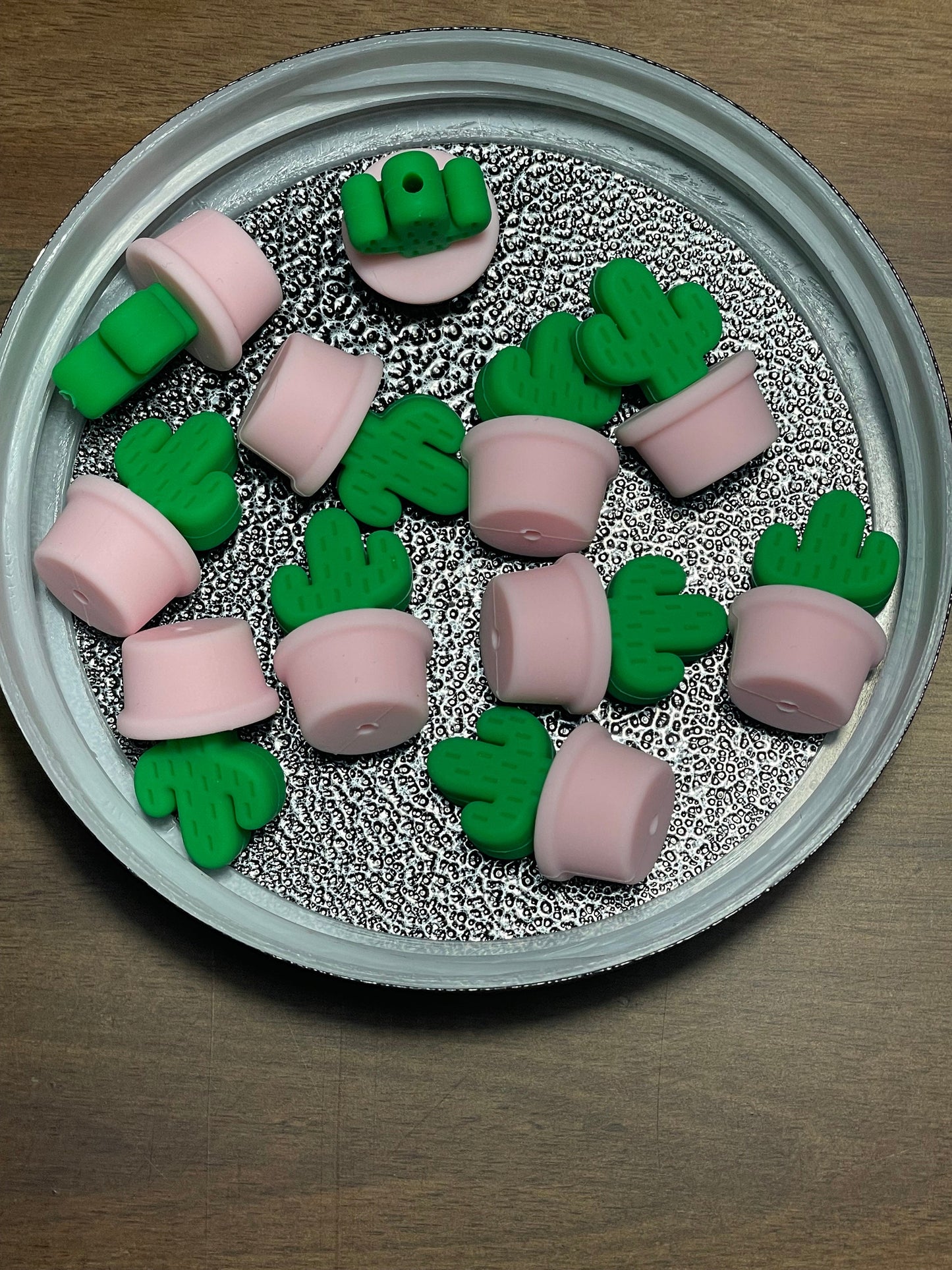 Cactus in flower pots/ Focal Bead/ beadable pen/ Silicone bead/ cactus/ keychain bead/