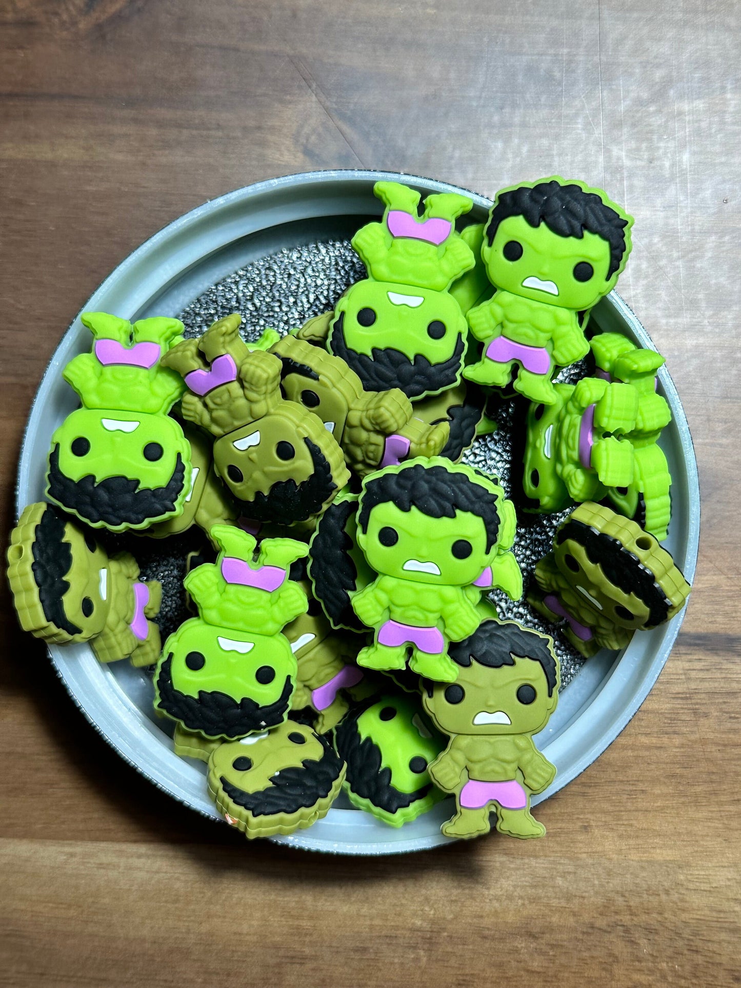 Mean green guy/ Focal Bead/ beadable pen/ Silicone bead/ keychain bead/ green guy