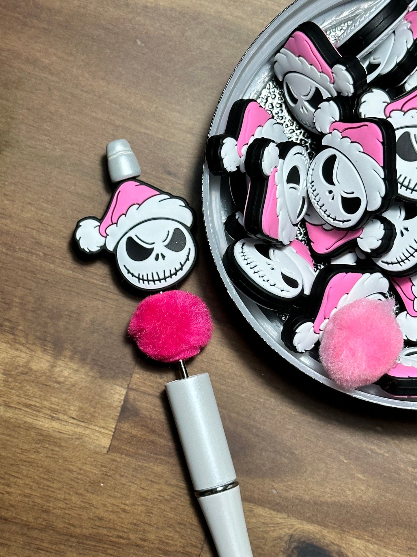 Scary guy / Focal Bead/ beadable pen/ Silicone bead/ keychain bead/ horror/Christmas