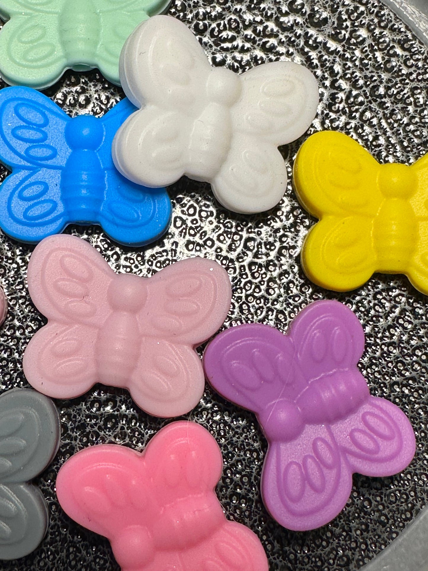 Butterfly / Focal Bead/ beadable pen/ Silicone bead/ keychain bead/ mariposa / in memory of