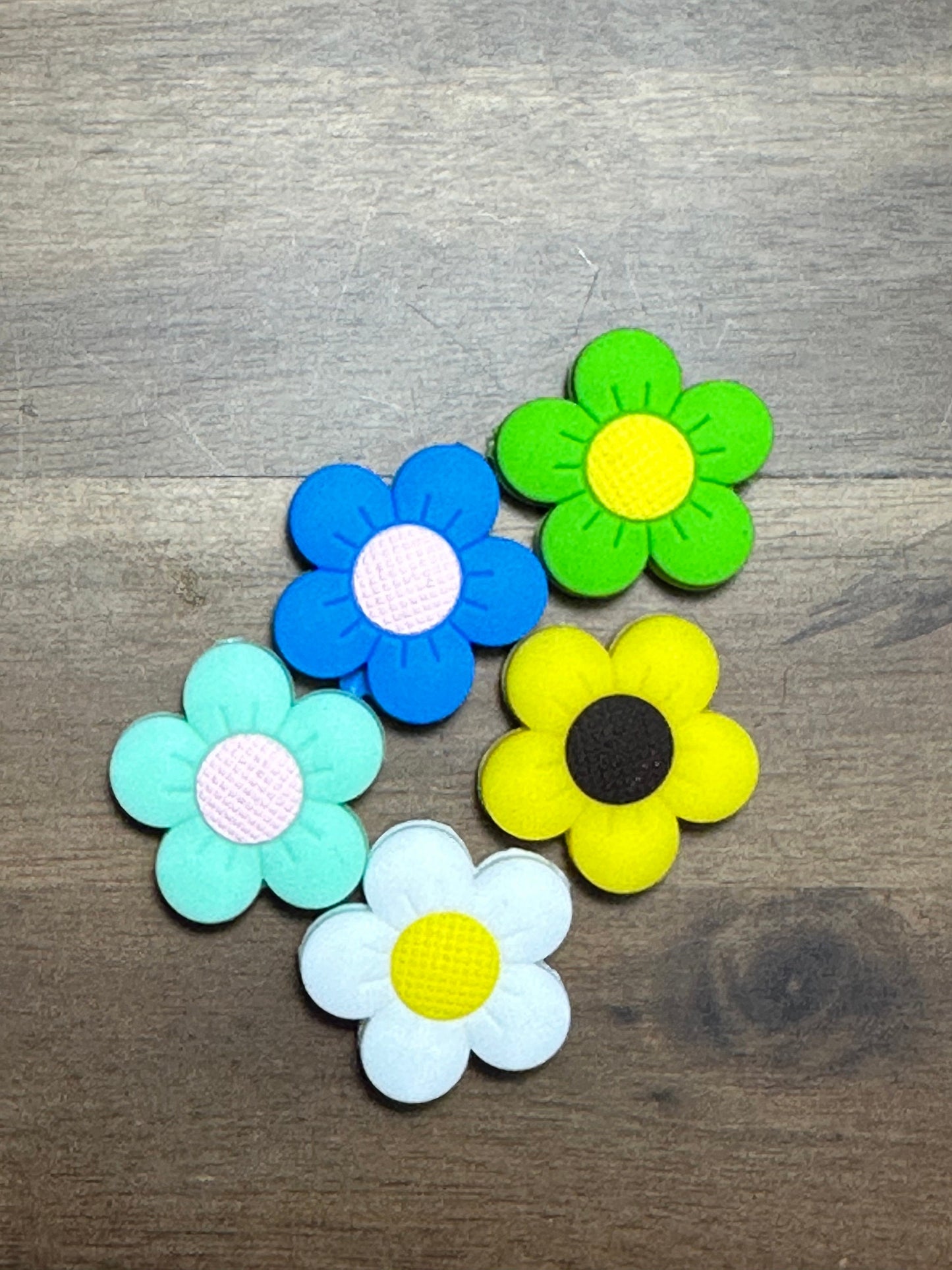 Bright Puffy flowers/ Focal Bead/ beadable pen/ Silicone bead/ keychain bead/ Daisy/ Sunflower