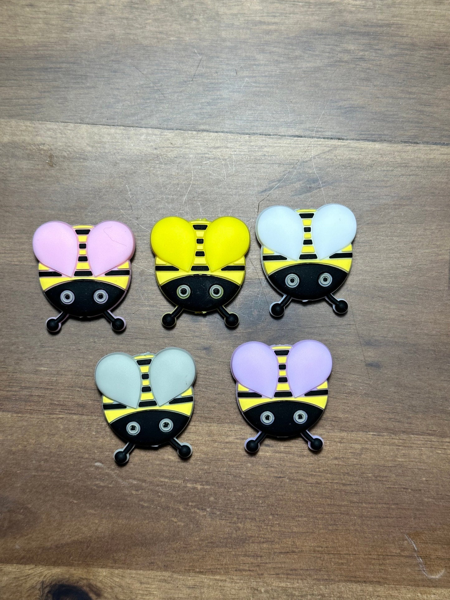 Bumble Bees Focal Bead/ beadable pen/ Silicone bead/ keychain bead/ Daisy/ Sunflower