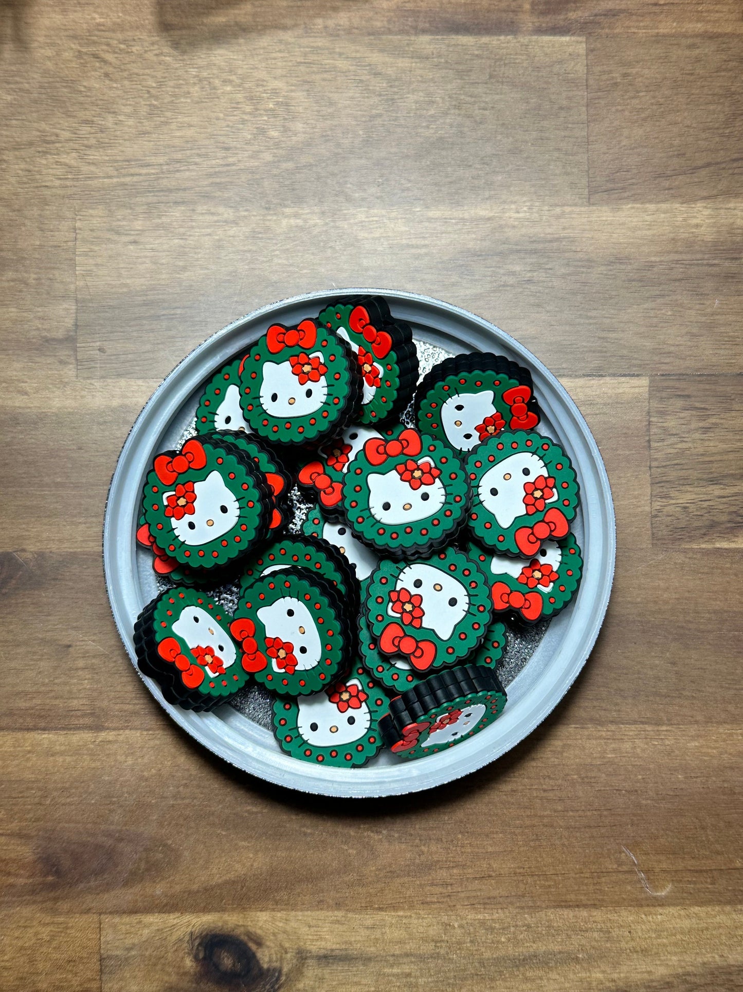 Focal Bead/ beadable pen/ Silicone bead/ keychain bead/ Christmas/wreath