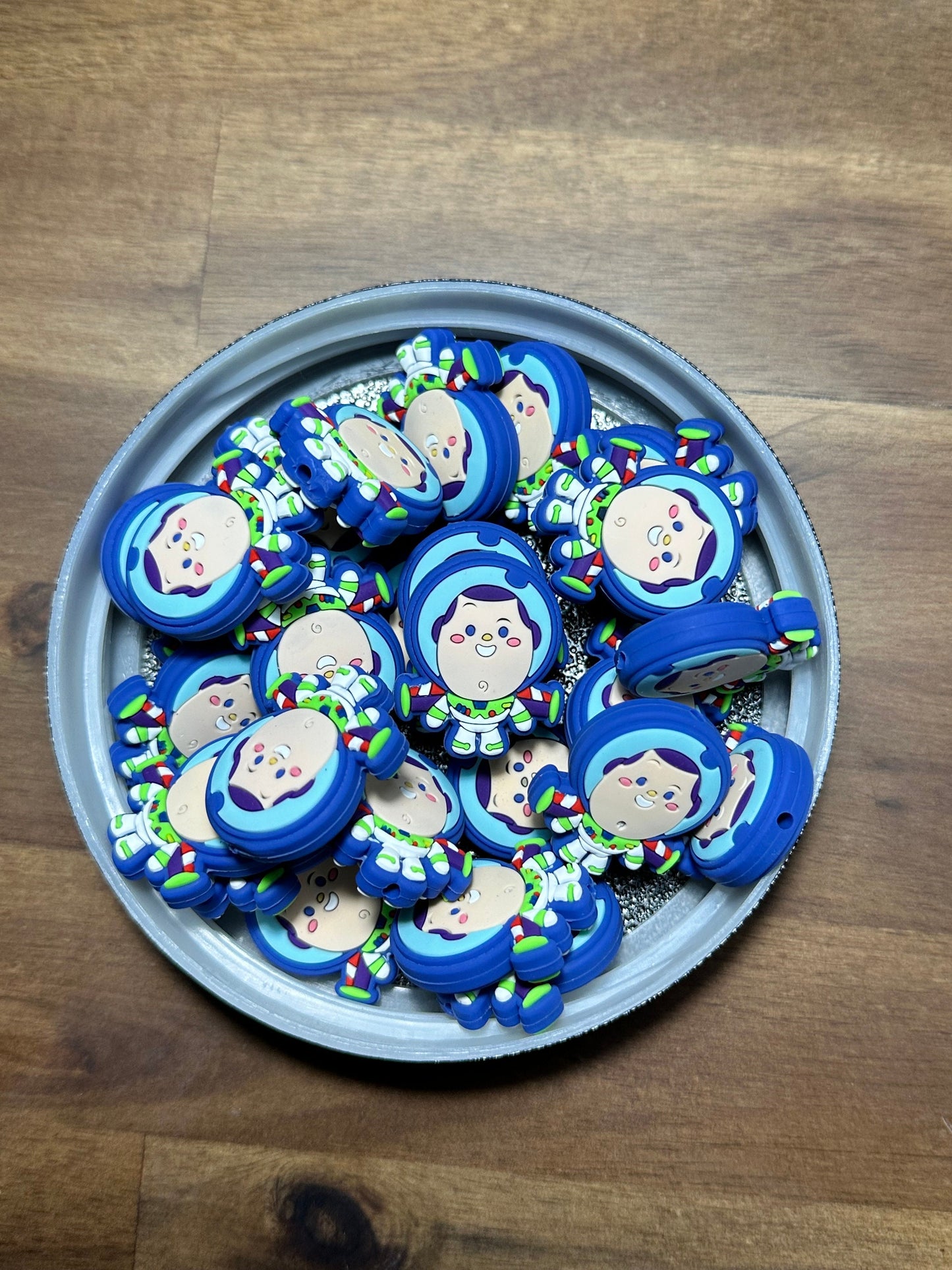 Character/ Focal Bead/ beadable pen/ Silicone bead/ keychain bead/astronaut /
