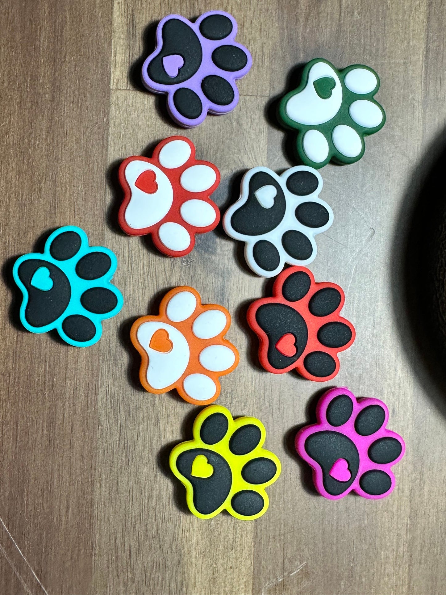 Dog paw with heart / Focal Bead/ beadable pen/ Silicone bead/ keychain bead/ fur baby/ pet/ heart dog