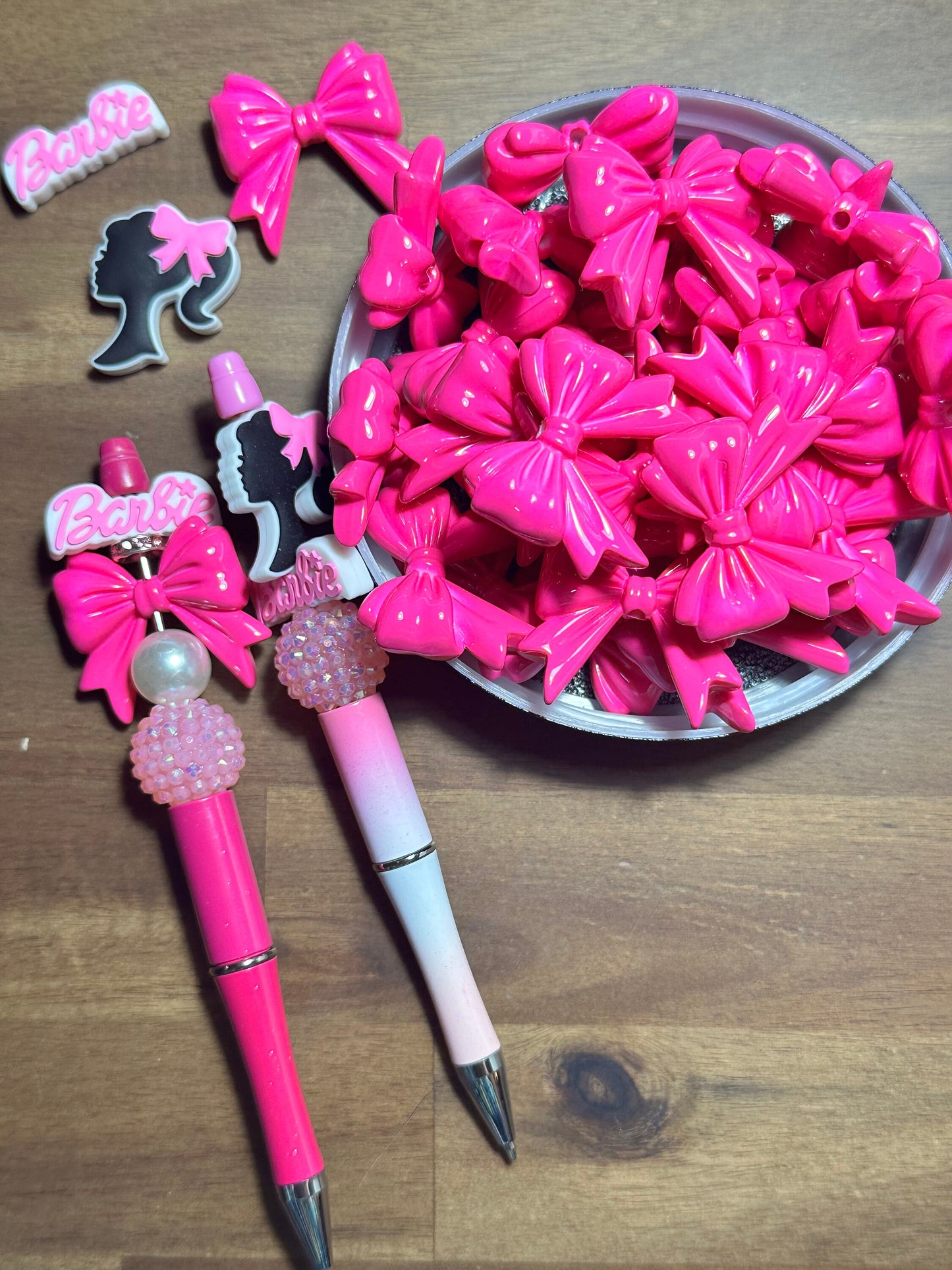 Girl head with bow silicone beads/Focal Bead/ beadable pen/ Silicone bead/ keychain bead/ pink
