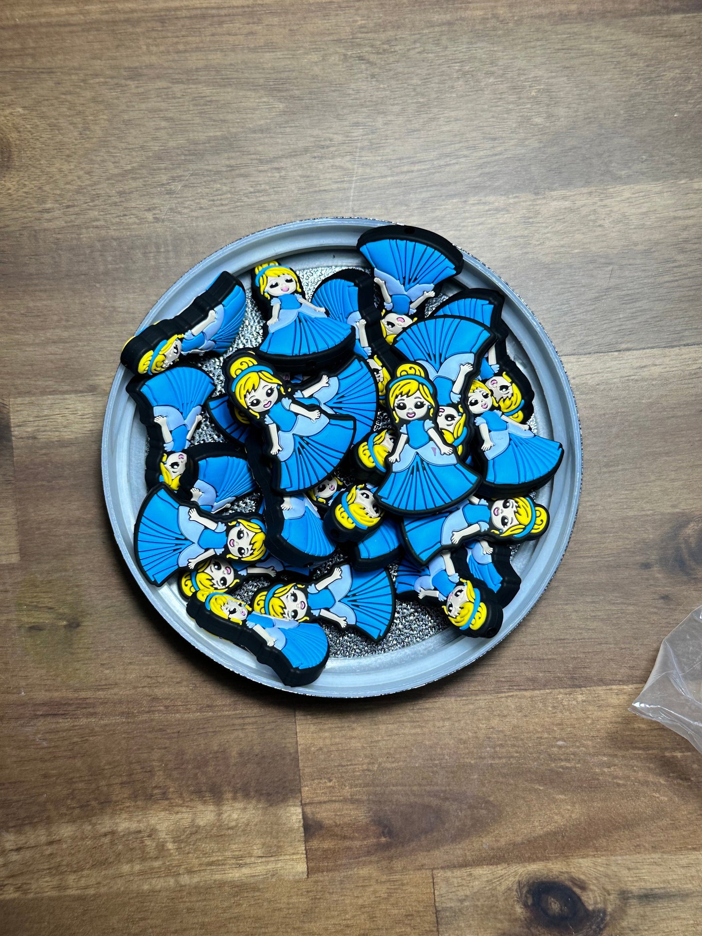 Princess/ Focal Bead/ beadable pen/ Silicone bead/ keychain bead/ castle/ happy lady / queen