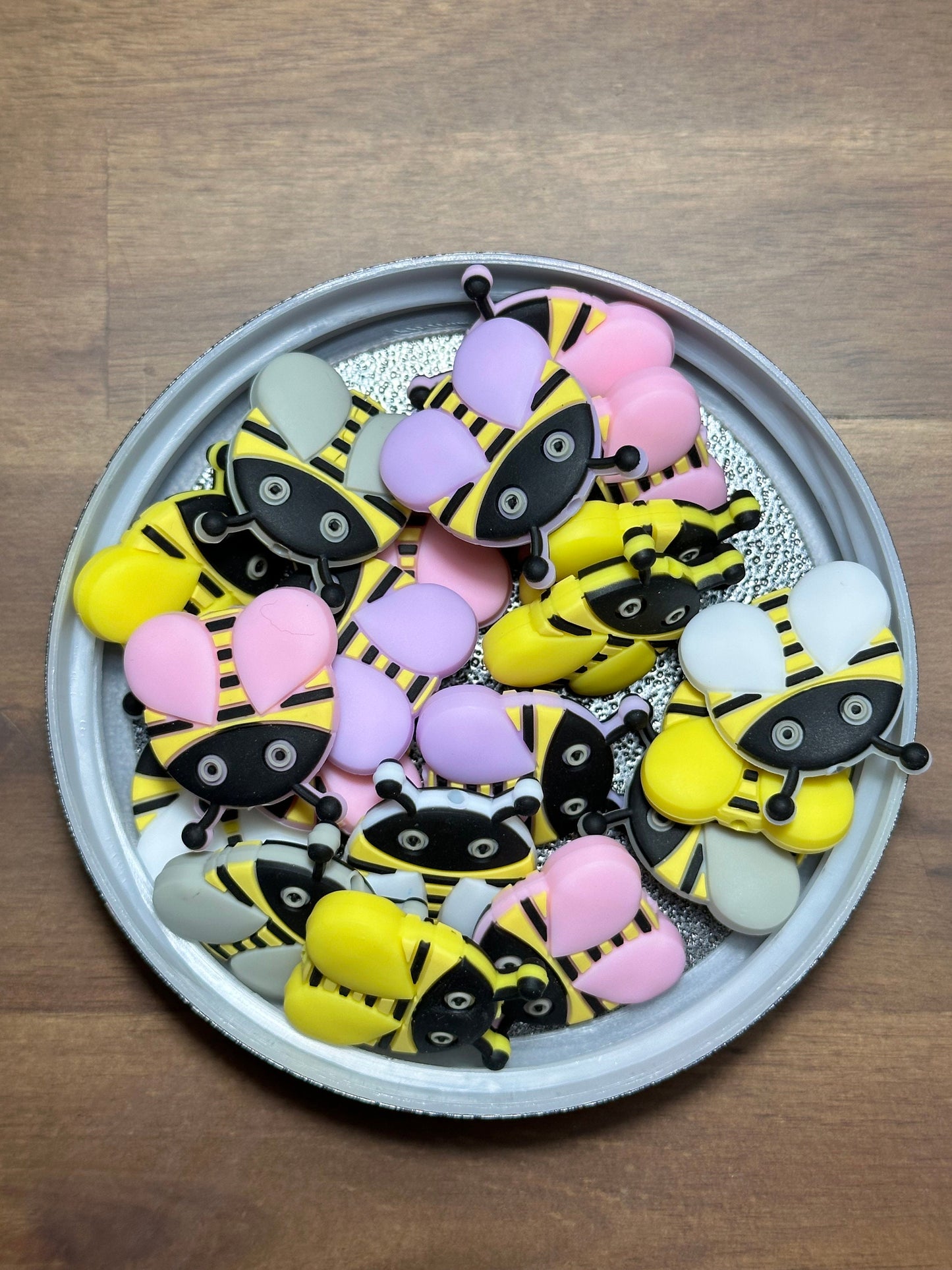 Bumble Bees Focal Bead/ beadable pen/ Silicone bead/ keychain bead/ Daisy/ Sunflower