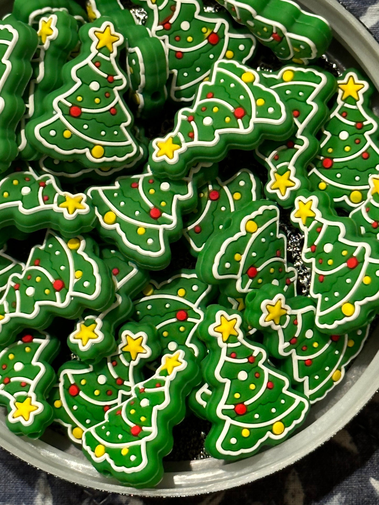 Holiday/ Christmas tree/ Focal Bead/ beadable pen/ Silicone bead/ keychain bead/ Christmas
