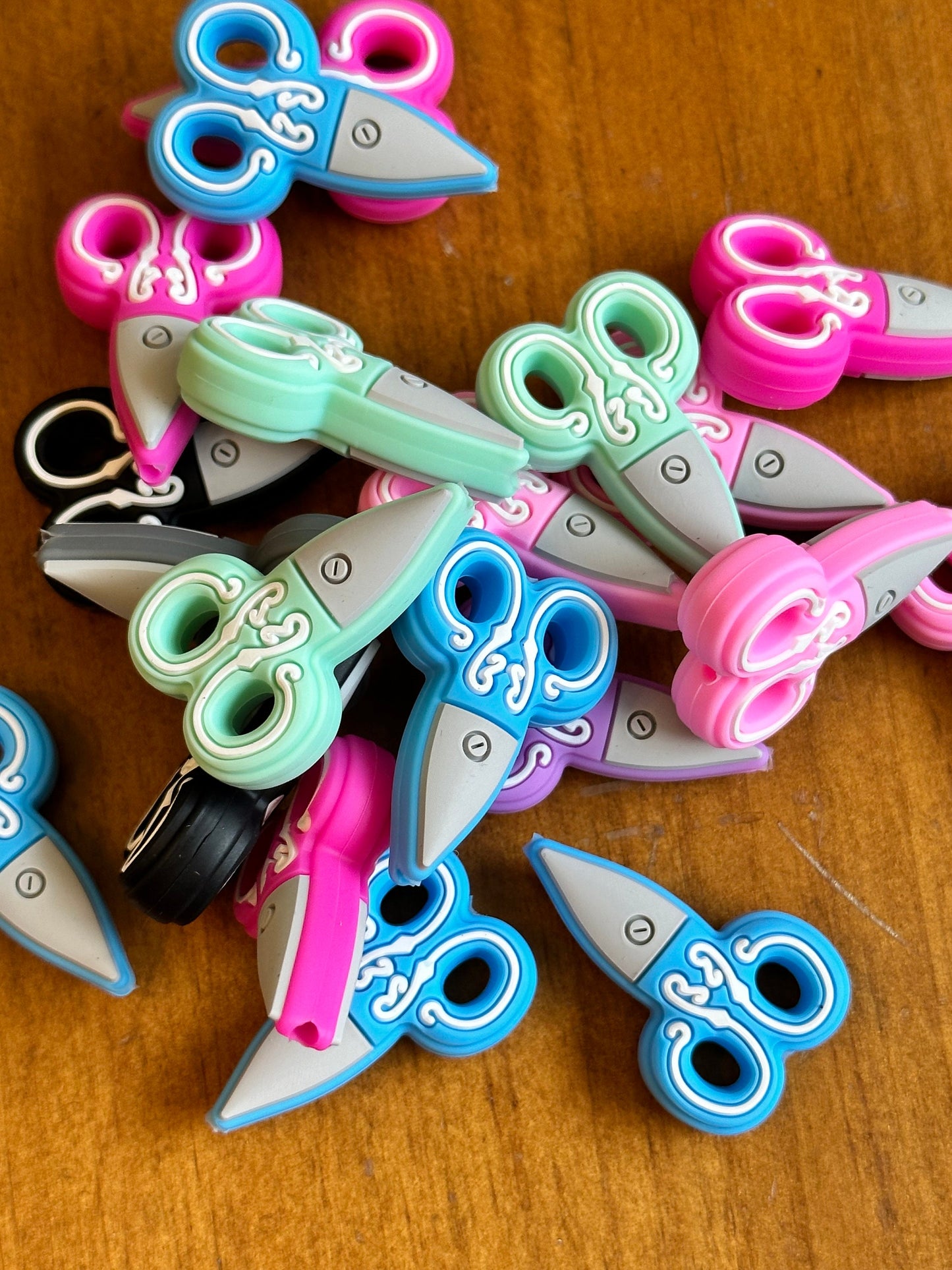 Scissors/ hair dresser/Focal Bead/ teacher / beadable pen/Silicone bead/ keychain bead/ l seamstress/ unique