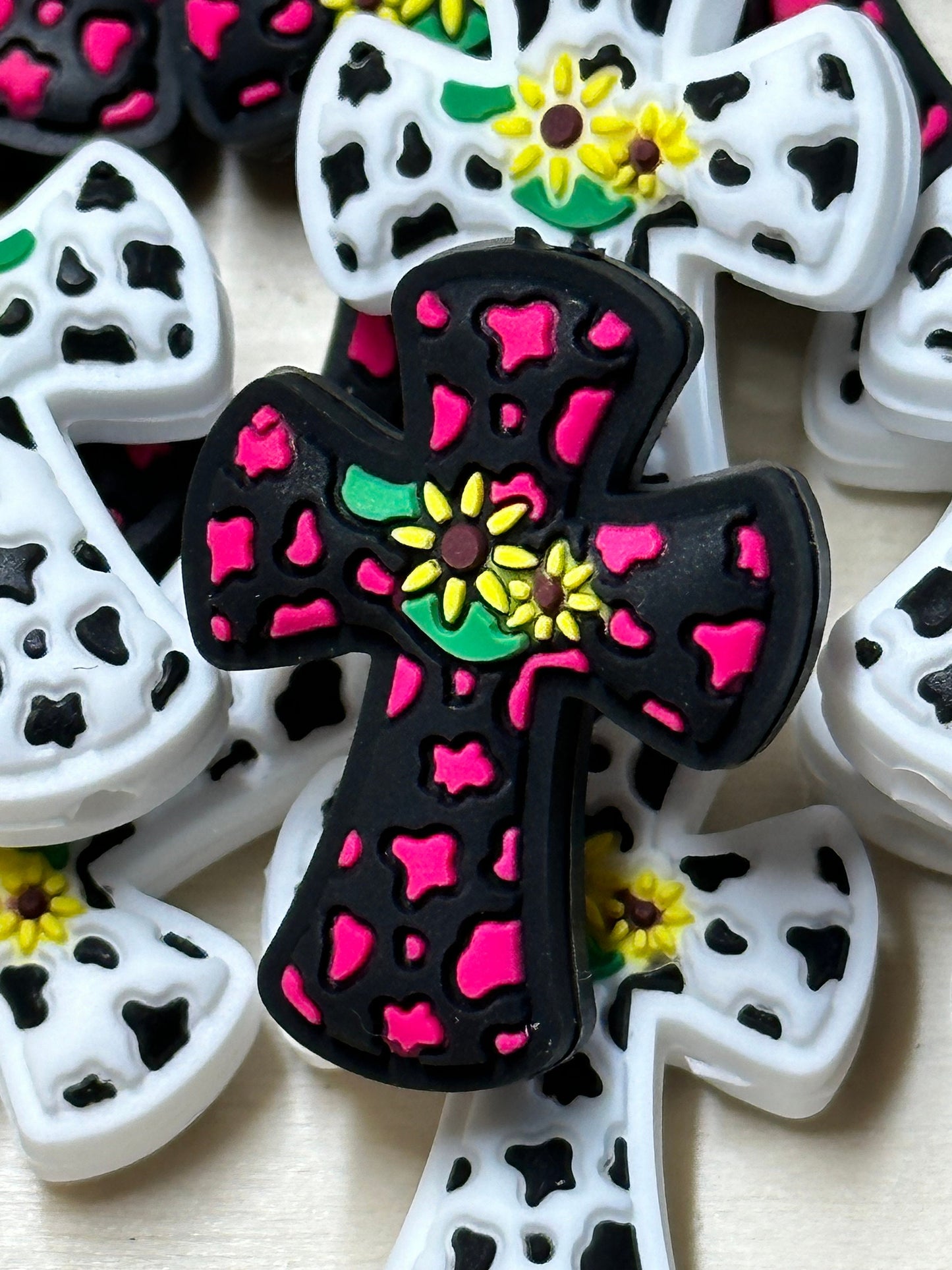 Cross Focal Bead/ beadable pen/ Silicone bead/ keychain bead/ sunflower/ leopard print