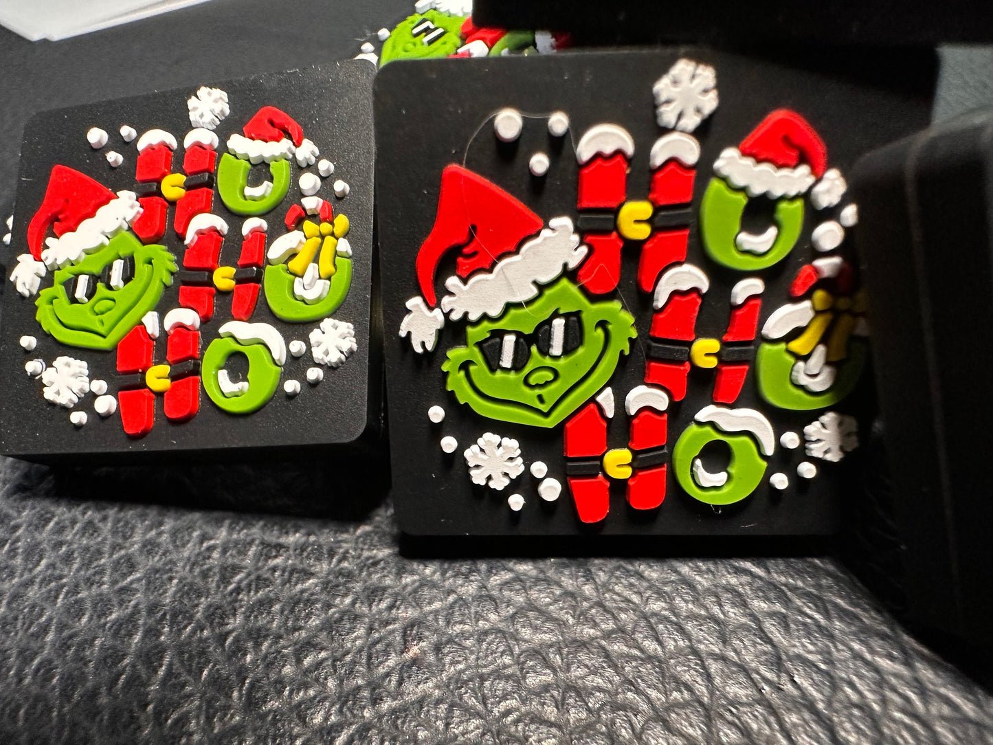 Christmas/ Focal Bead/ beadable pen/ Silicone bead/ keychain bead/green guy/