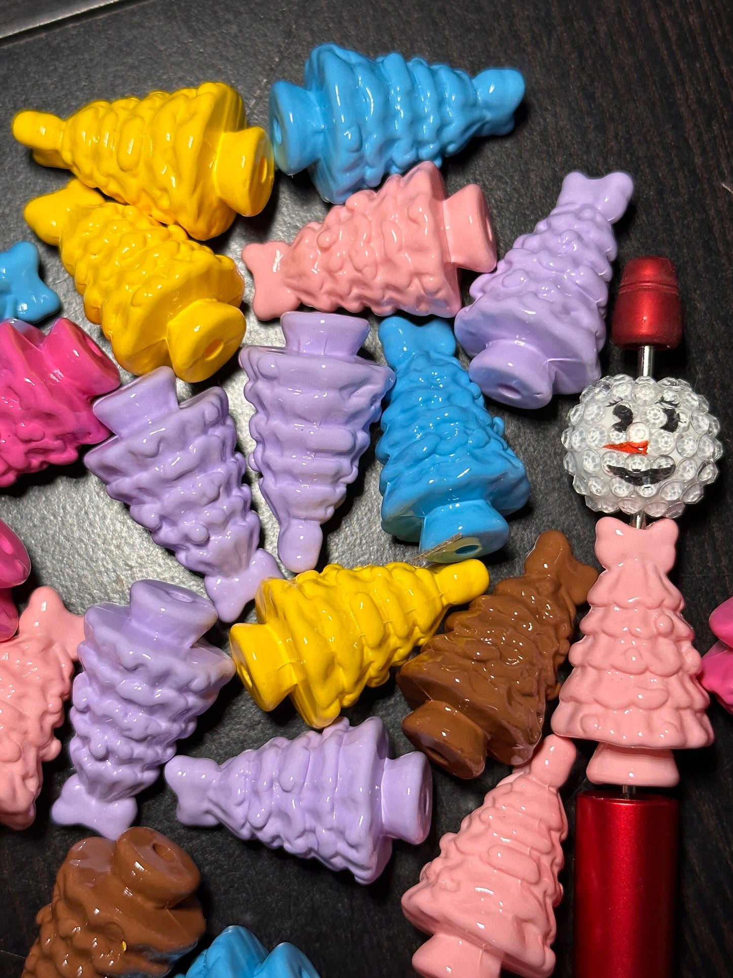 Five (5) pastel tree beads / jewelry Bead/ beadable pen/ keychain bead/also looks like a dress/ acrylic