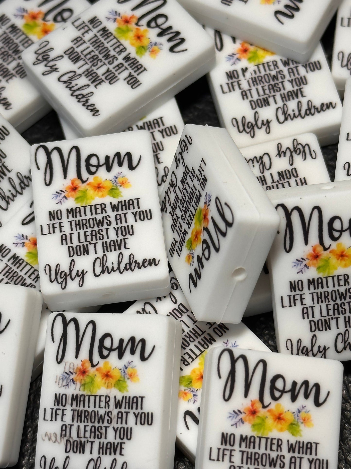 Mom/ Mother Focal Bead/ beadable pen/ Silicone bead/ mother/ keychain bead/ square shaped/ Madre