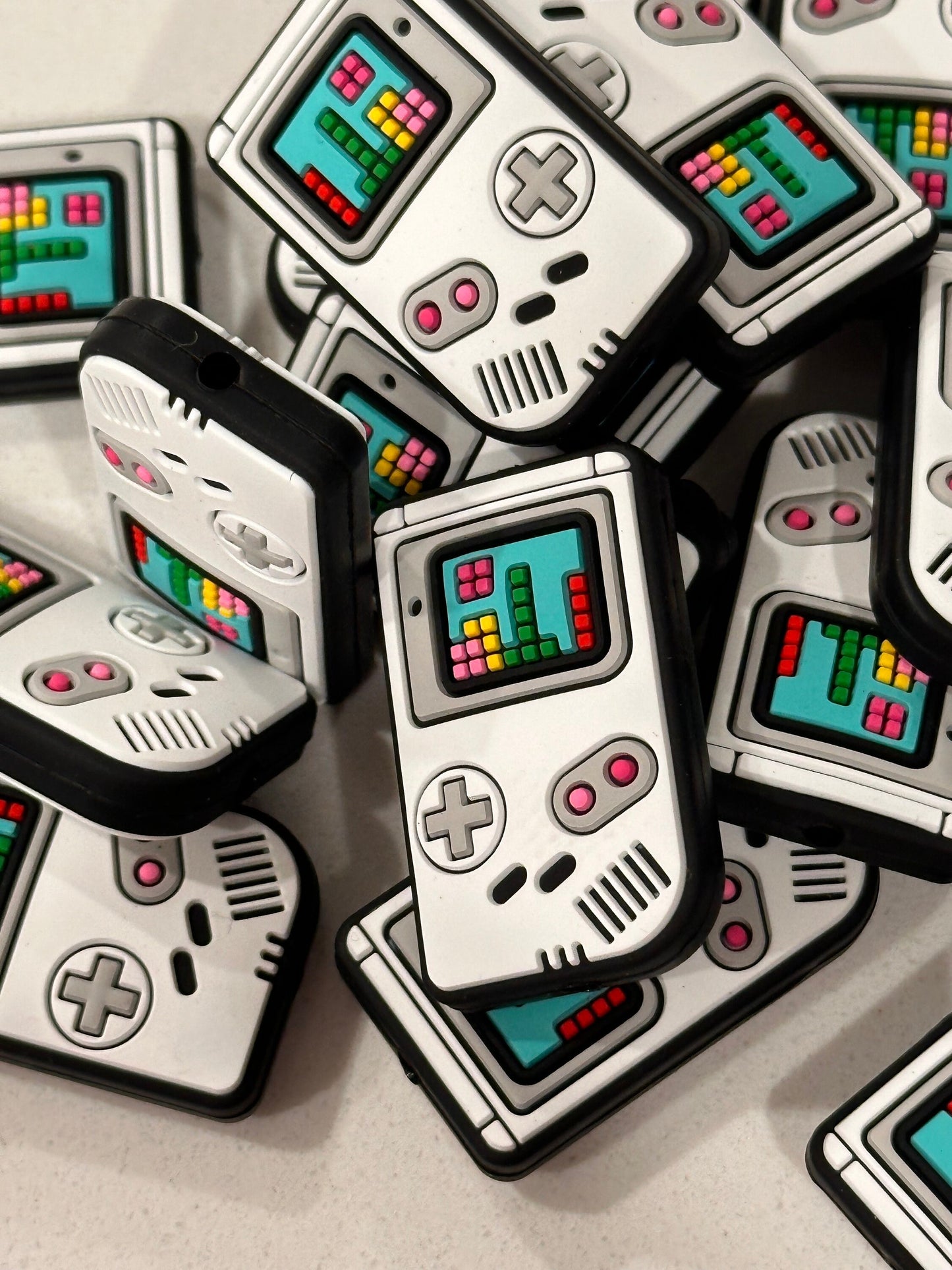 Silicone focal bead/ keychain bead/handheld computer game/ popular video game/ electronic game