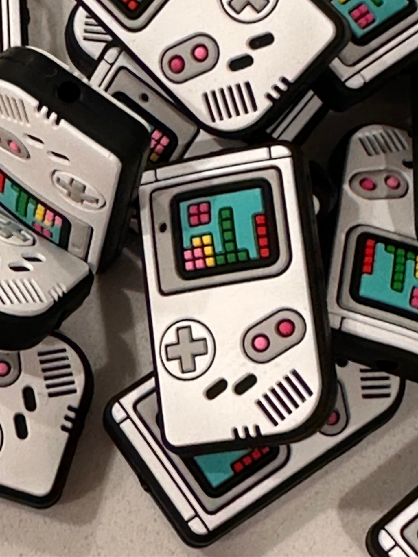 Silicone focal bead/ keychain bead/handheld computer game/ popular video game/ electronic game