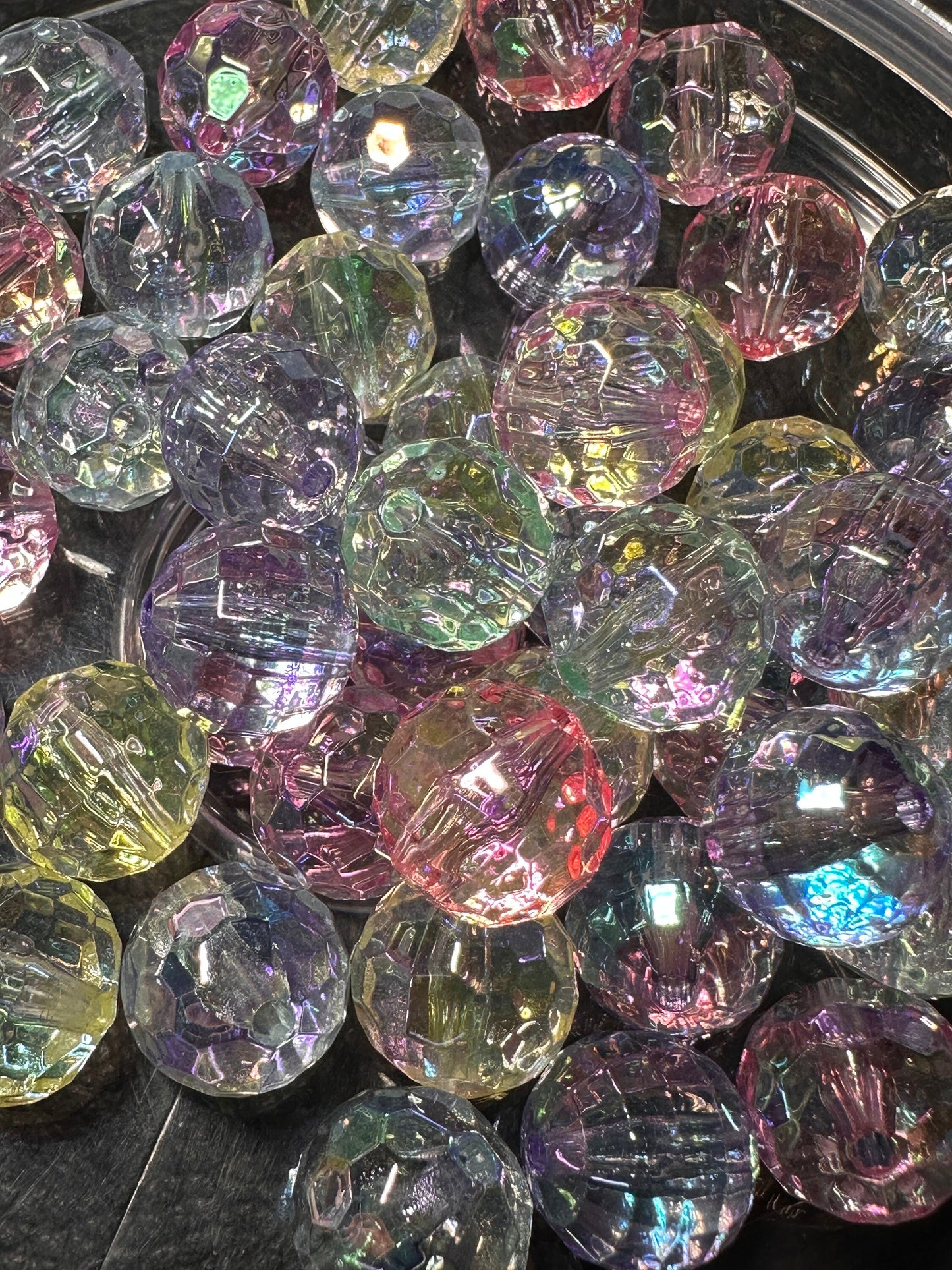 Resin faceted clear beads / see thru beads/clear 16mm beads/ sparkle beads/ pen beading beads/ bling beads/ keychain beads/ DIY/ Ten beads included (10)