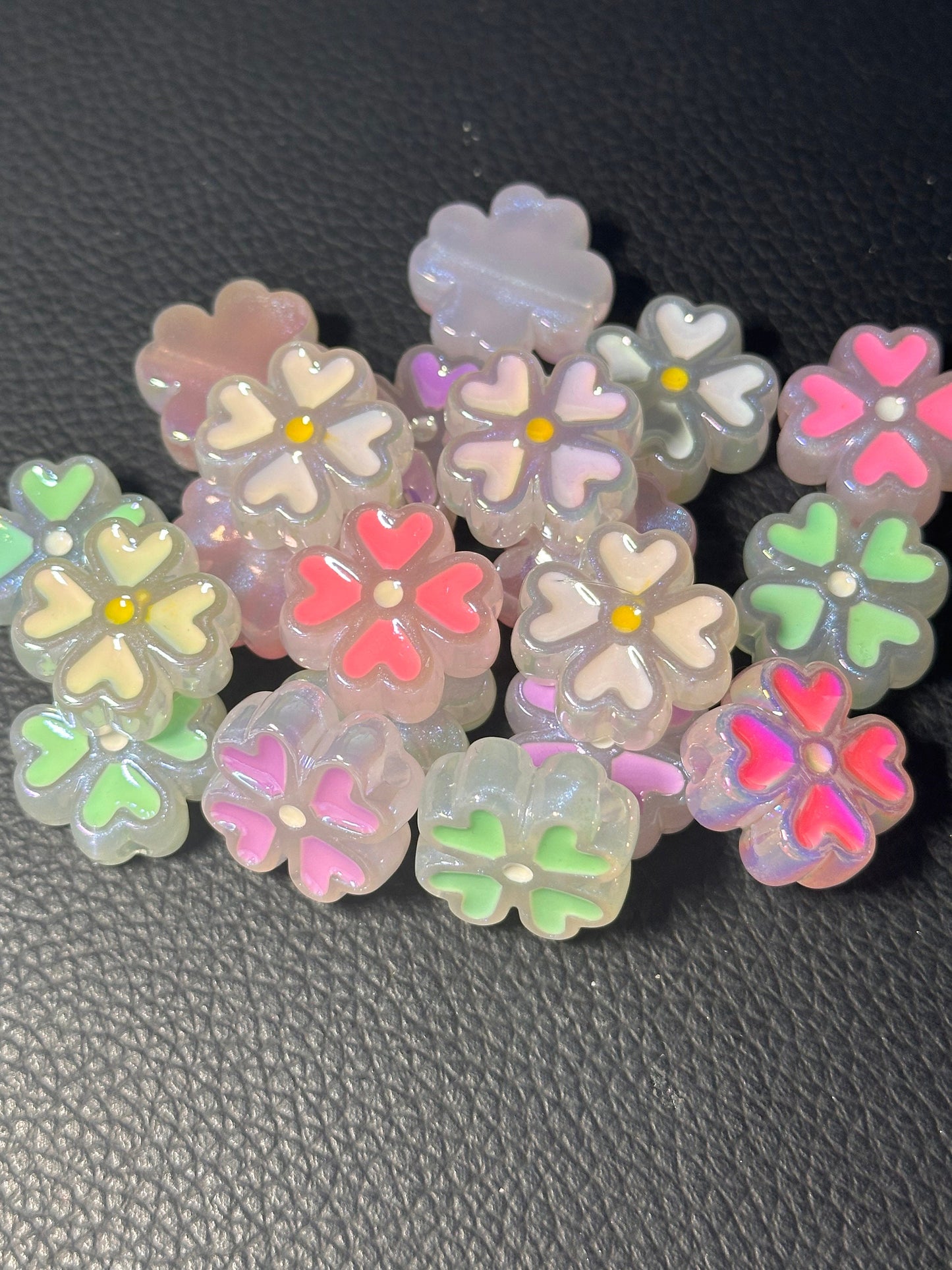 Five (5) beads included/ Mixed colors of loose acrylic beads acrylic shaped/ Perfect for pen beading/ jewelry making/ random/ assorted