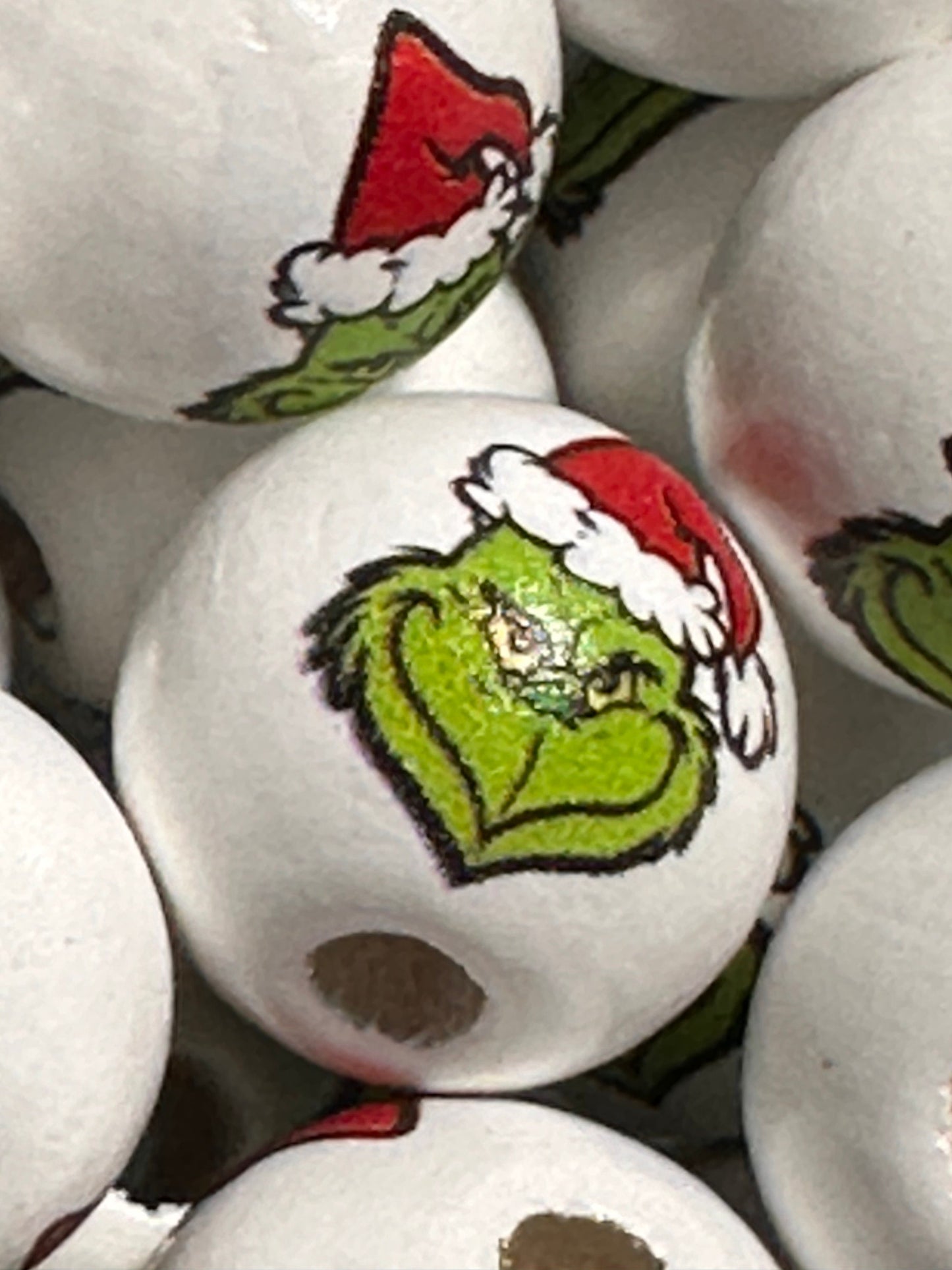 Wood beads with green guy design with approx 4 mm hole/ wooden Christmas bead/ green guy/perfect for keychains bracelets pens and crafts /14 mm