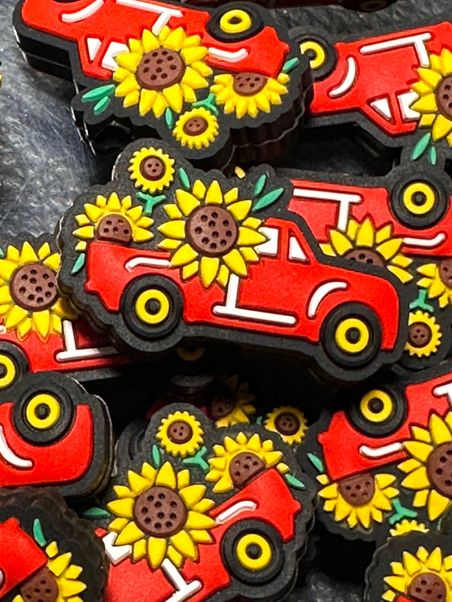 Red truck with sunflowers focals beads / Focal Bead/ beadable pen/ Silicone bead/ keychain bead