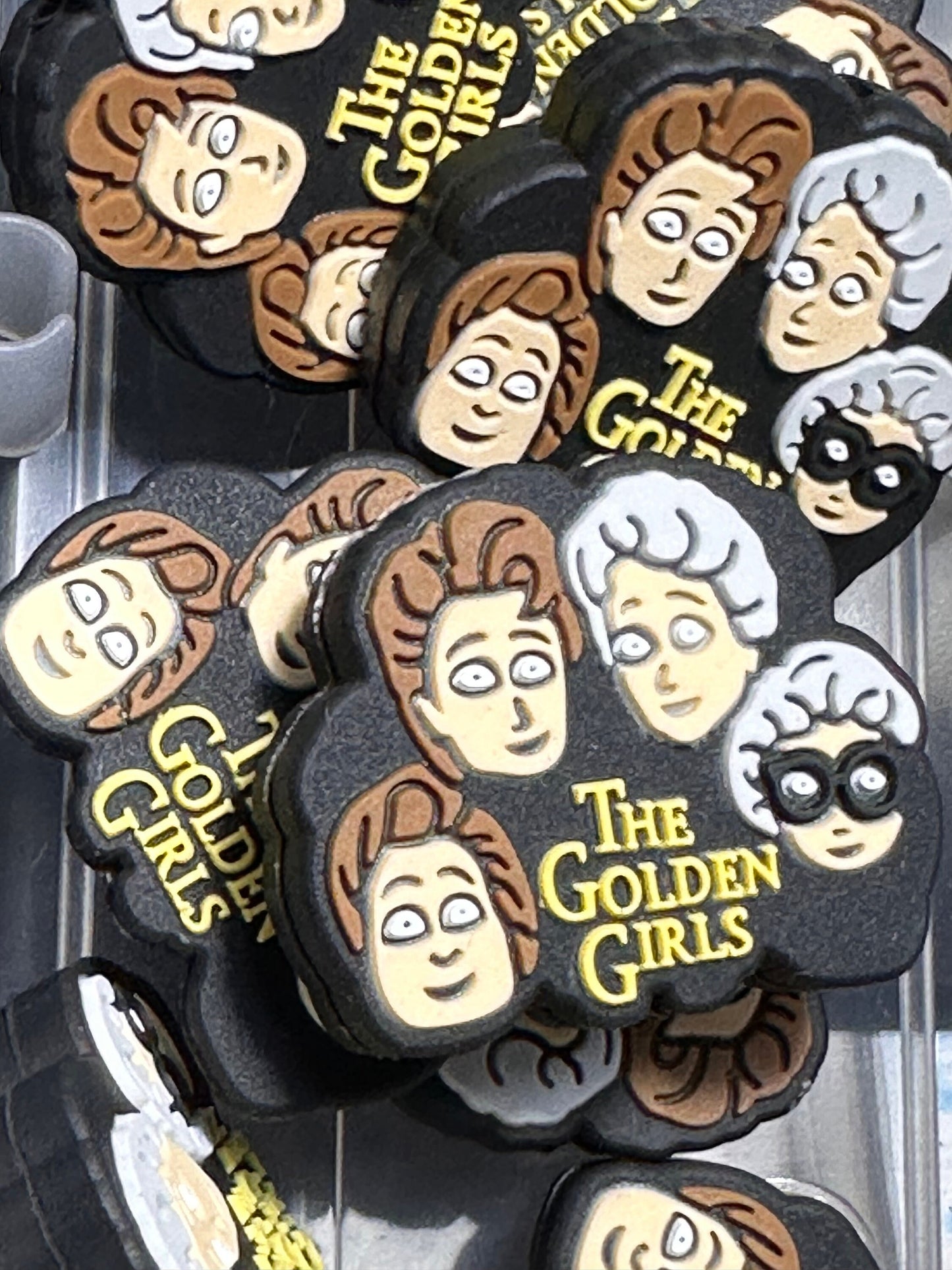 Focal Bead/ beadable pen/ Silicone bead/ keychain bead/DIY/ golden ladies